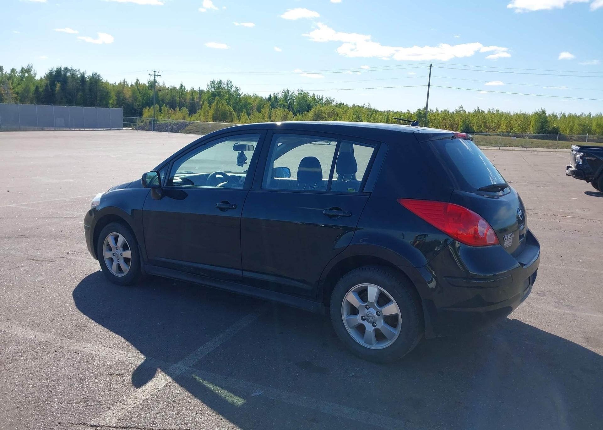 2012 NISSAN VERSA 1.8 SL