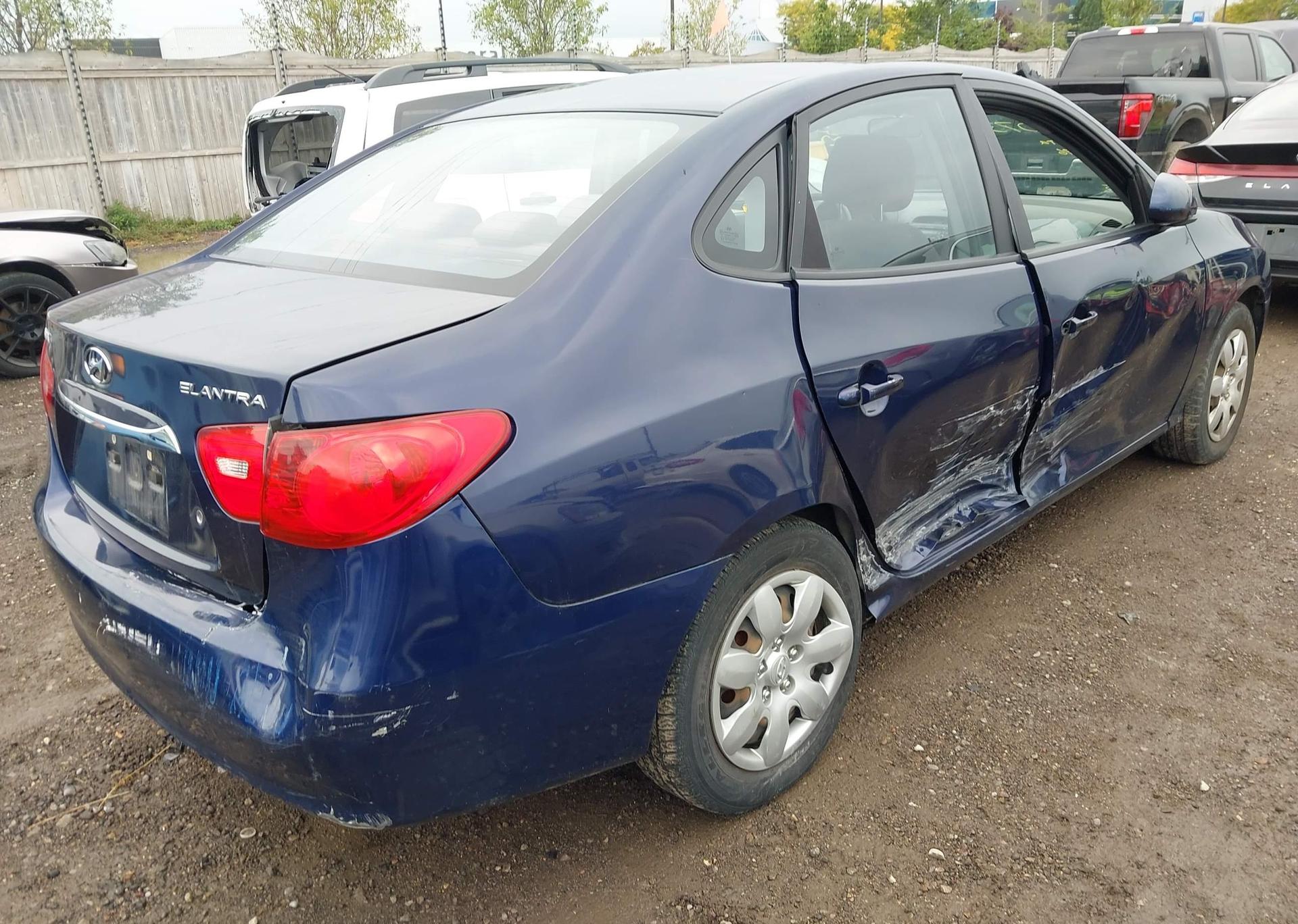 2010 HYUNDAI ELANTRA GL
