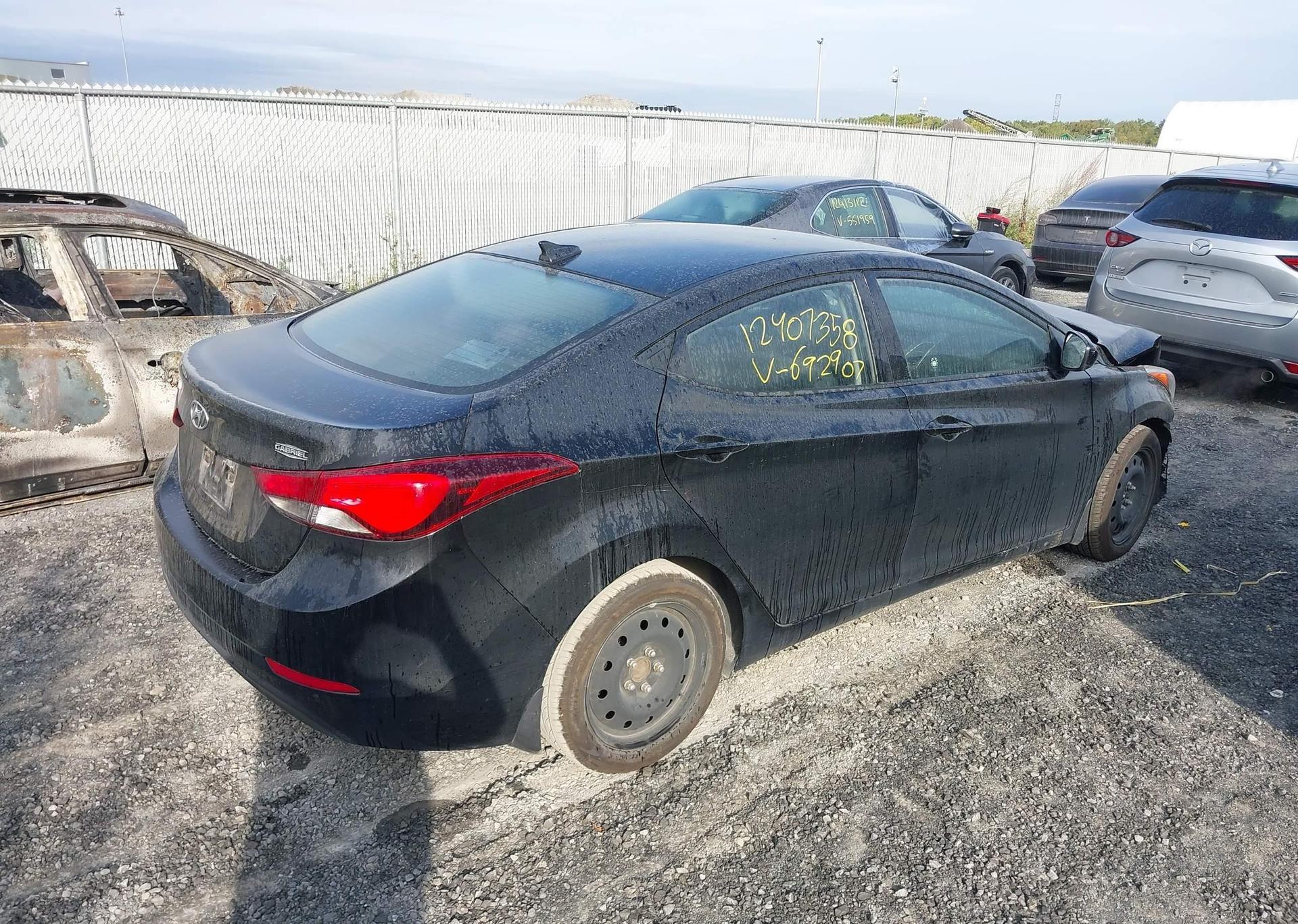 2016 HYUNDAI ELANTRA GL