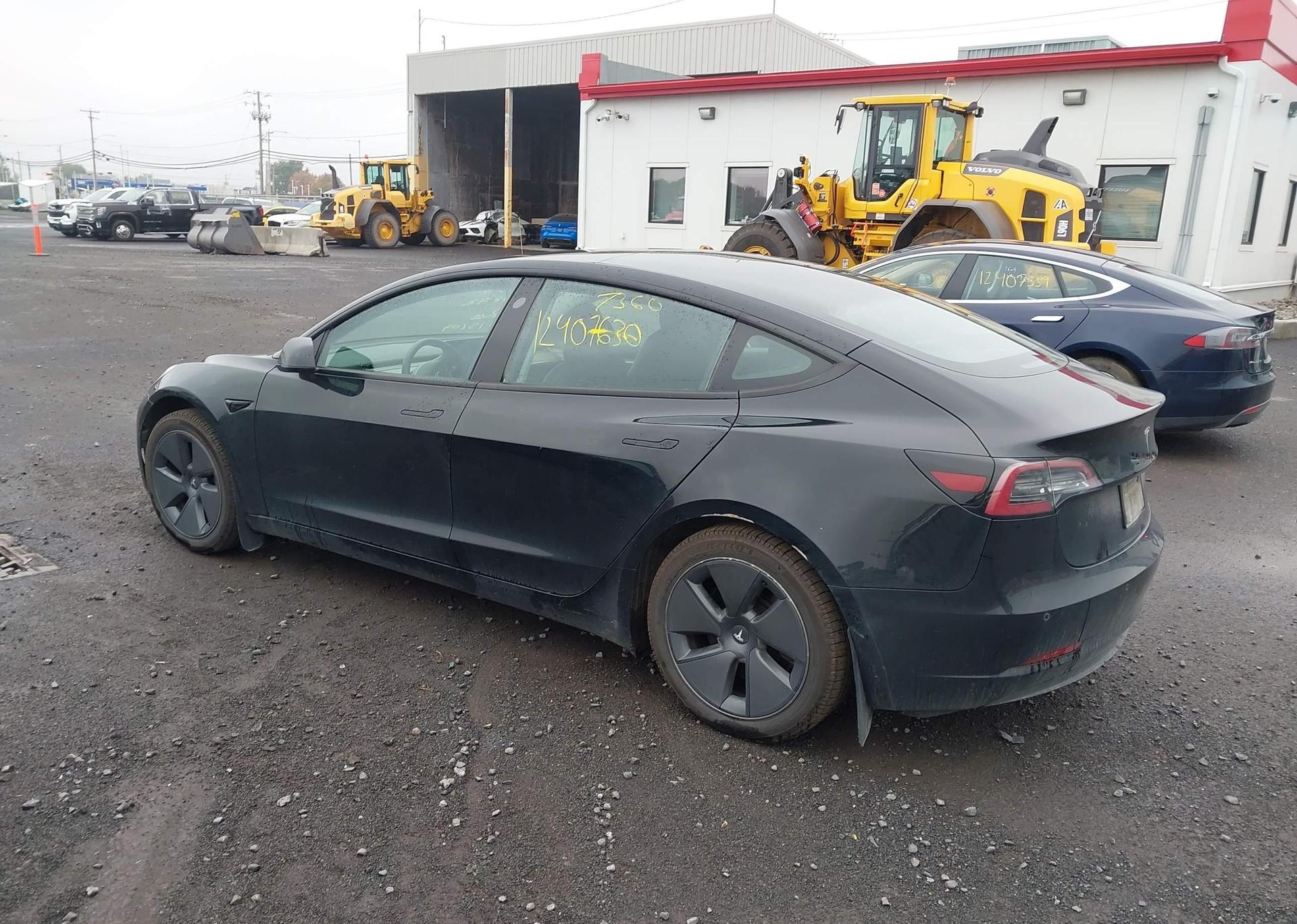 2021 TESLA MODEL 3