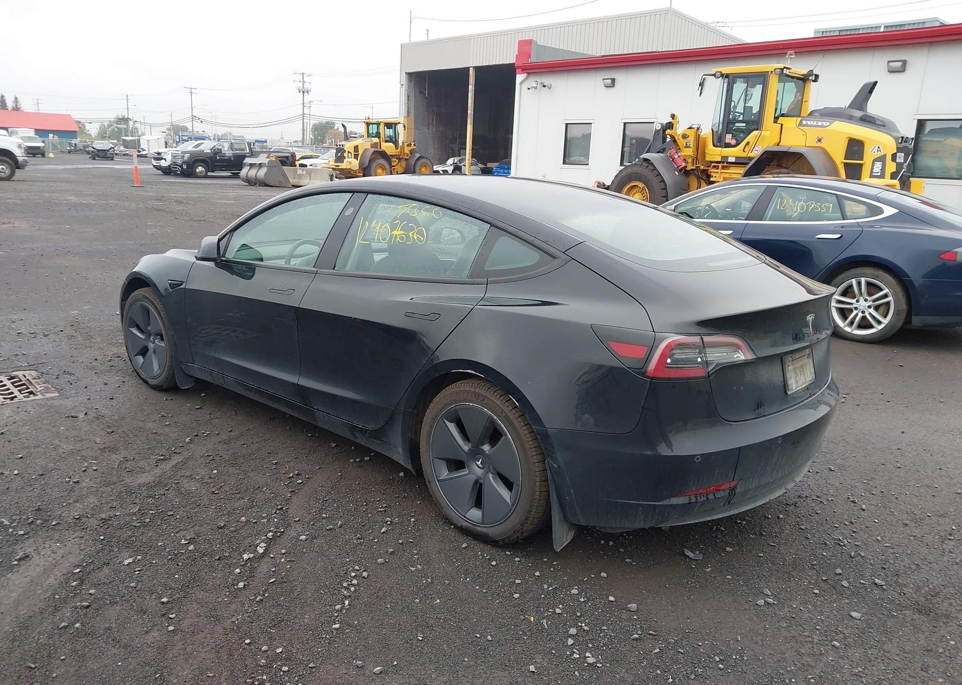 2021 TESLA MODEL 3