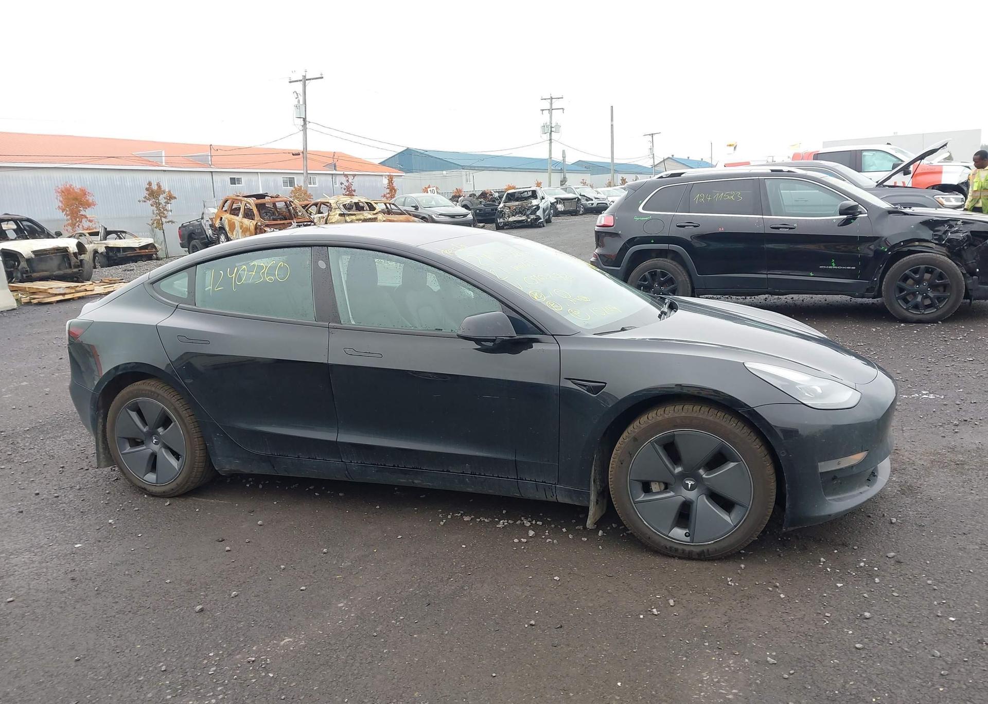 2021 TESLA MODEL 3
