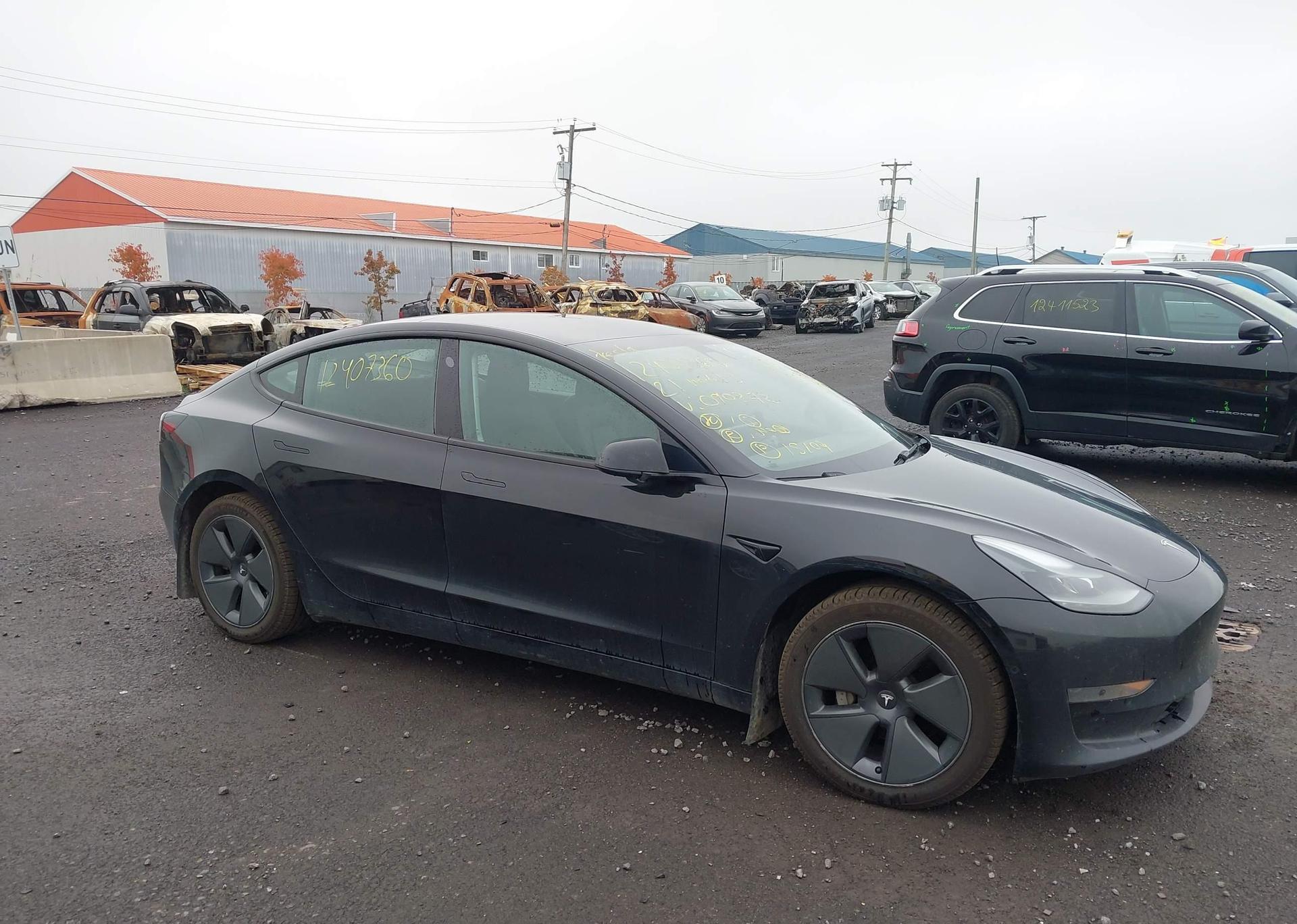 2021 TESLA MODEL 3