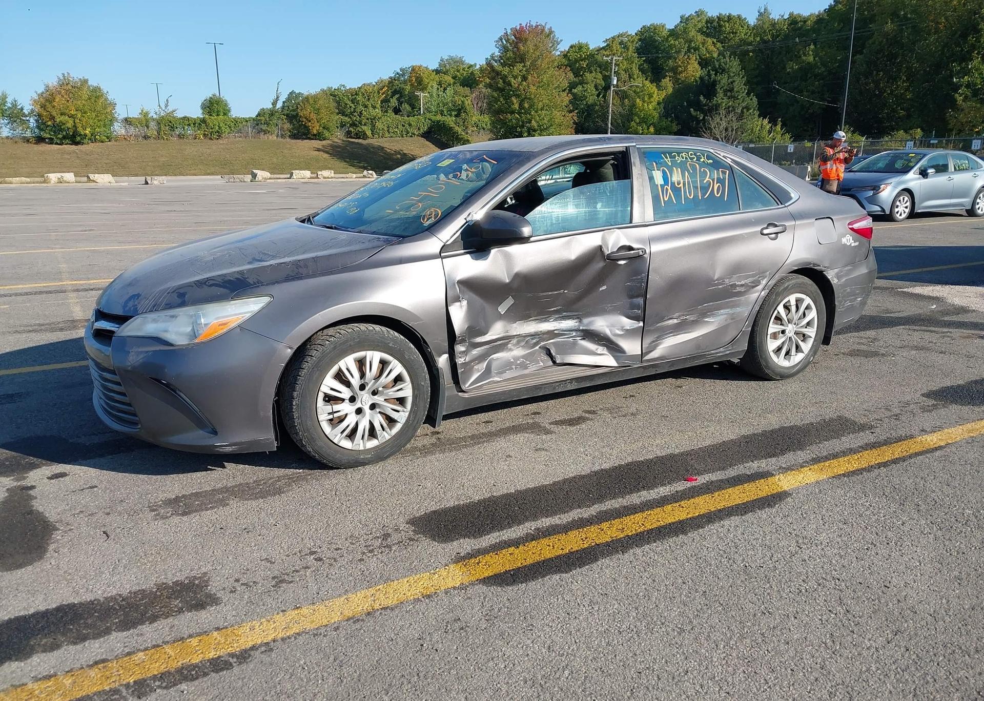 2017 TOYOTA CAMRY