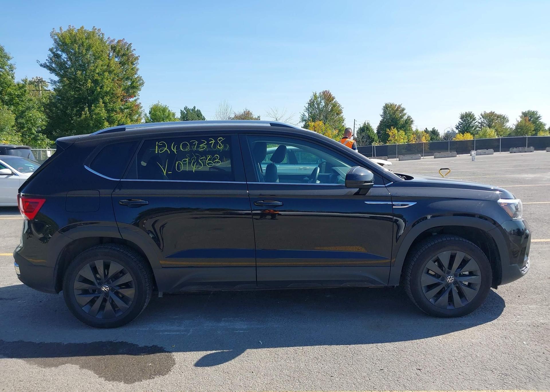2024 VOLKSWAGEN TAOS SE