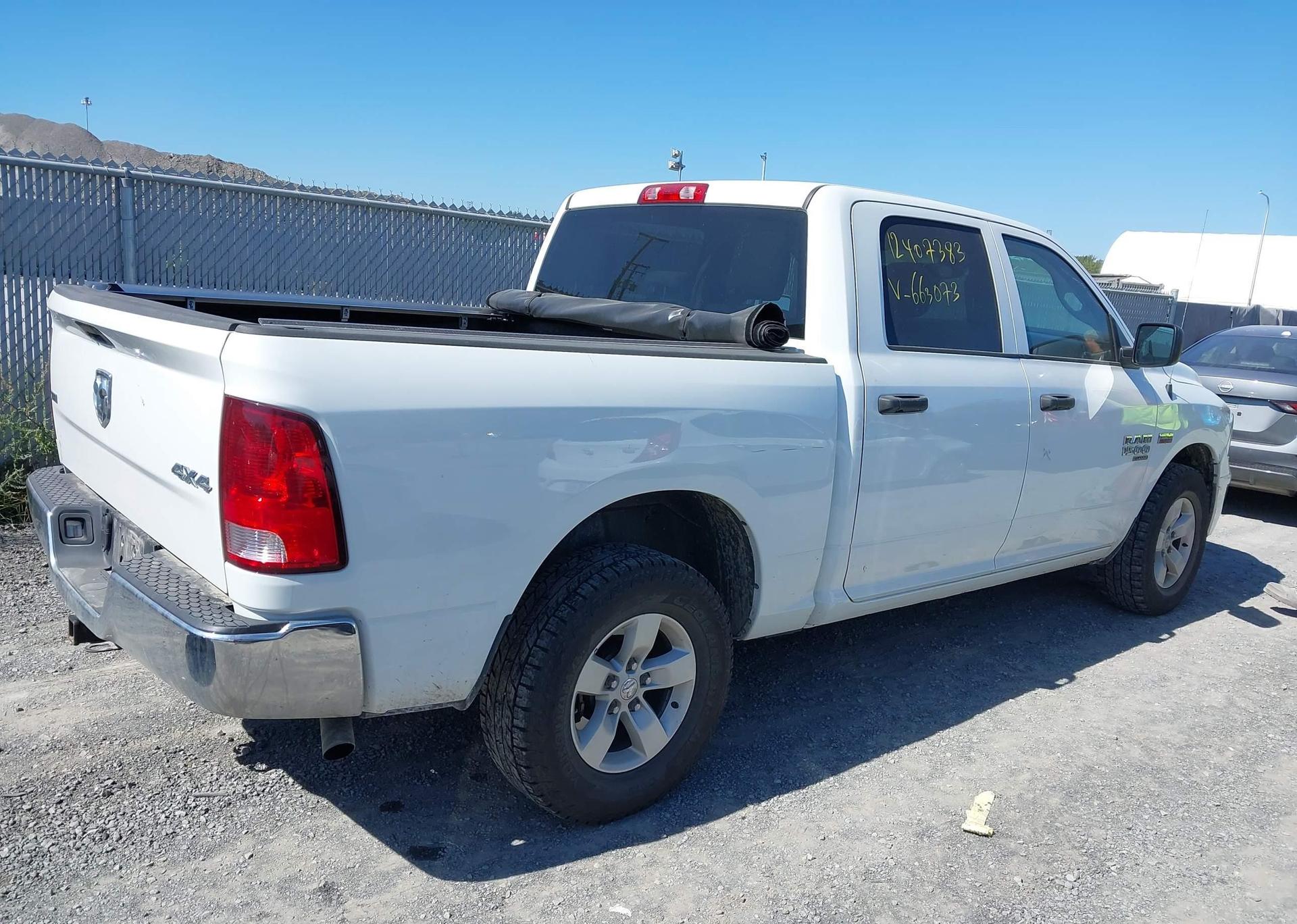 2023 RAM 1500 CLASSIC SLT