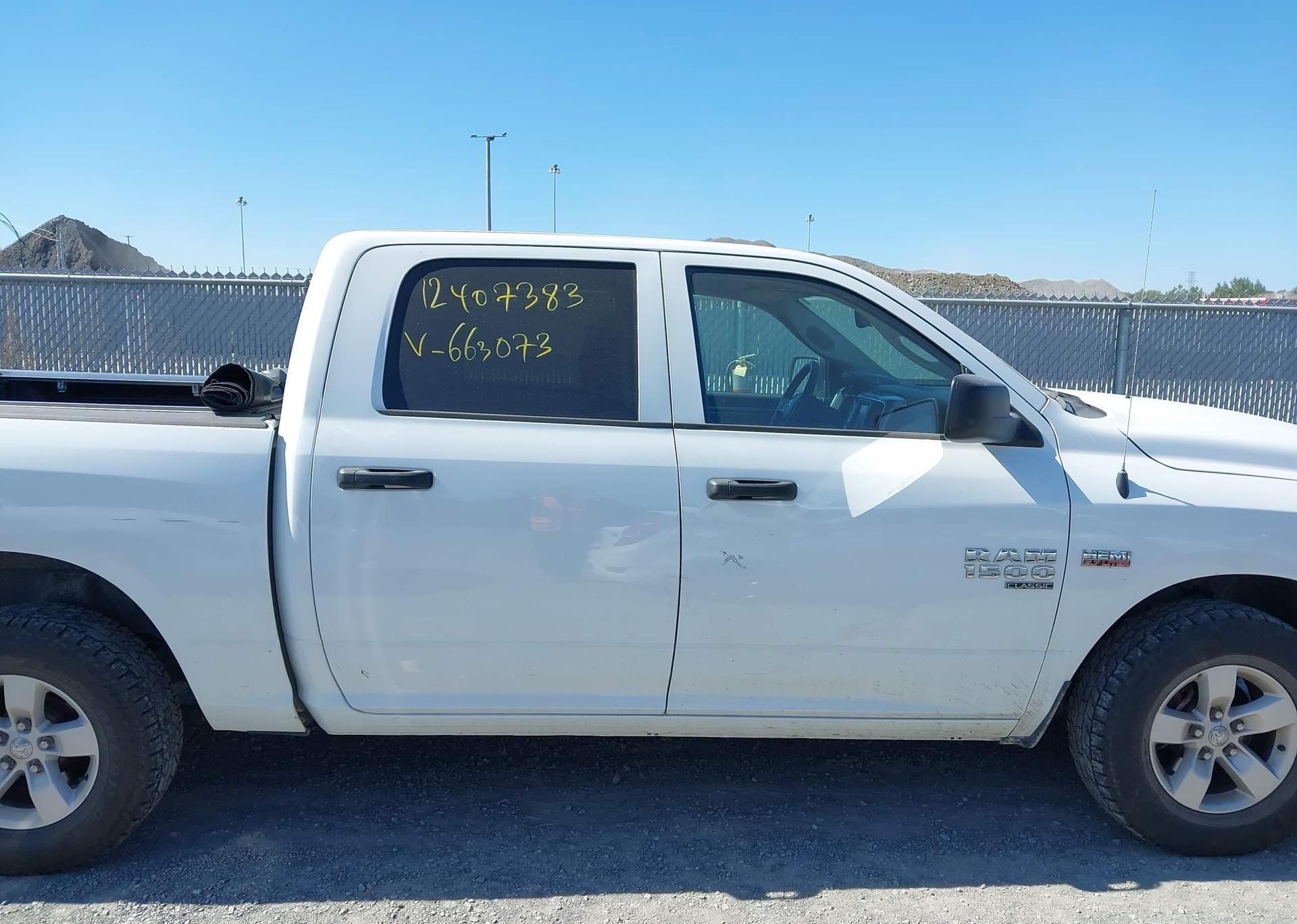 2023 RAM 1500 CLASSIC SLT