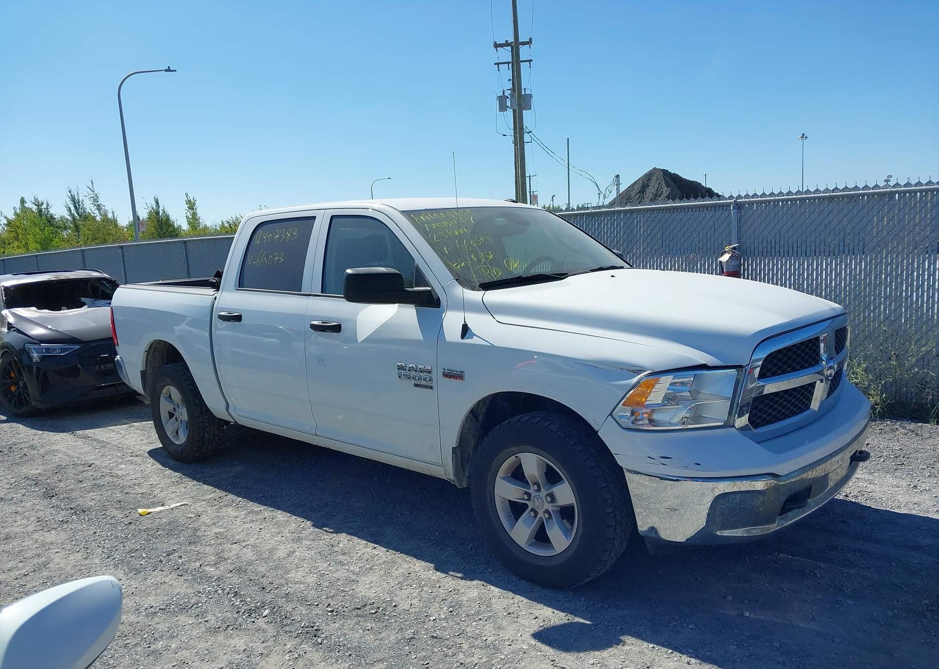 2023 RAM 1500 CLASSIC SLT