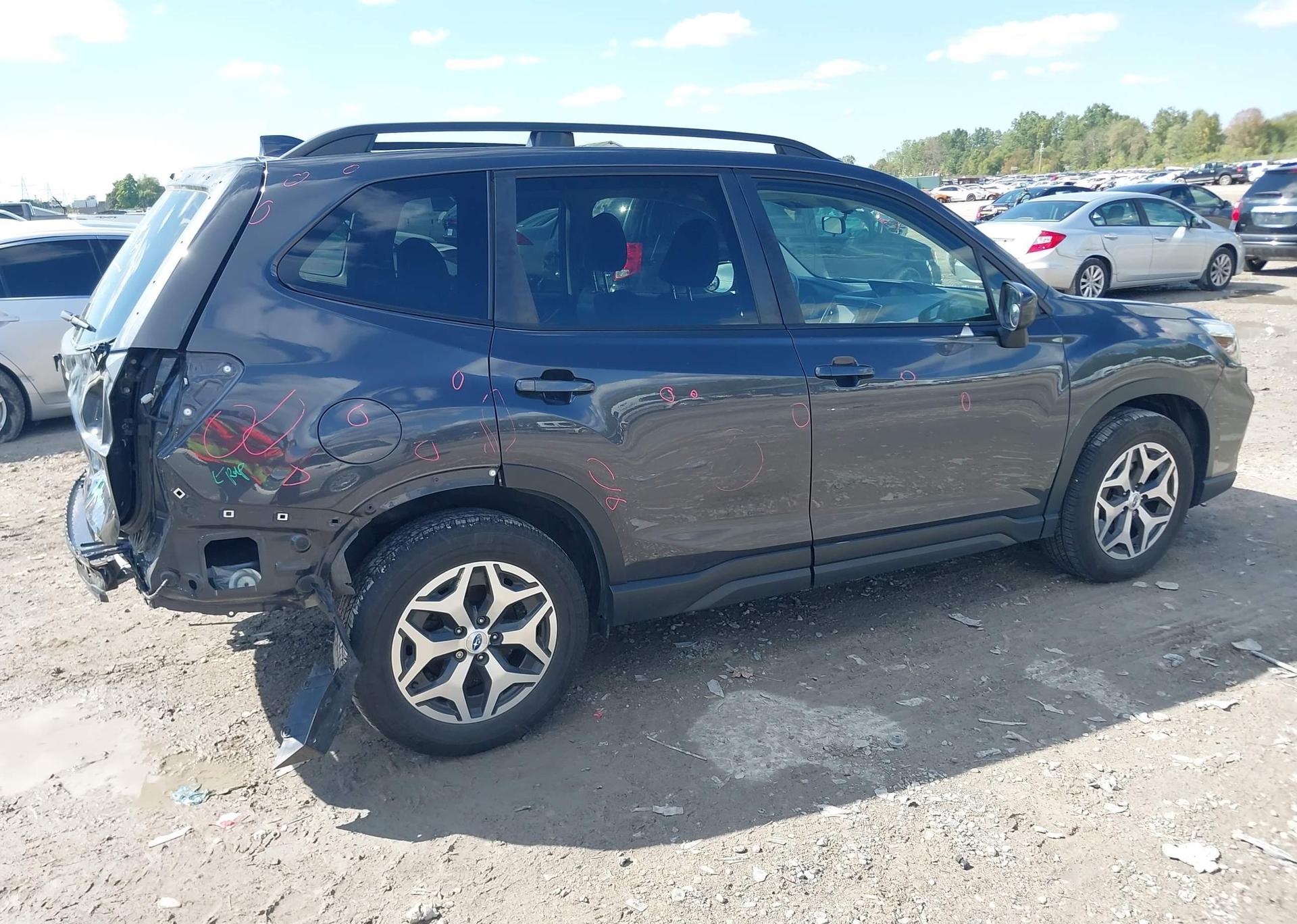 2019 SUBARU FORESTER