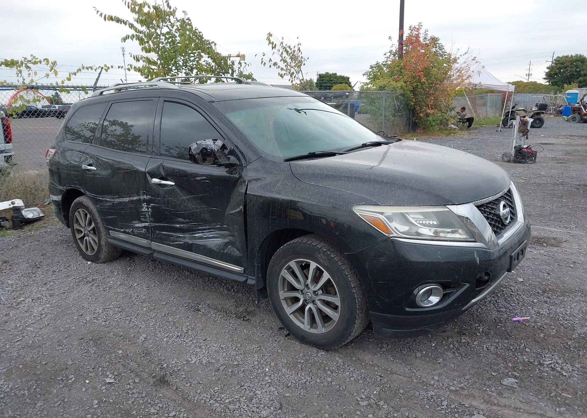 2015 NISSAN PATHFINDER PLATINUM