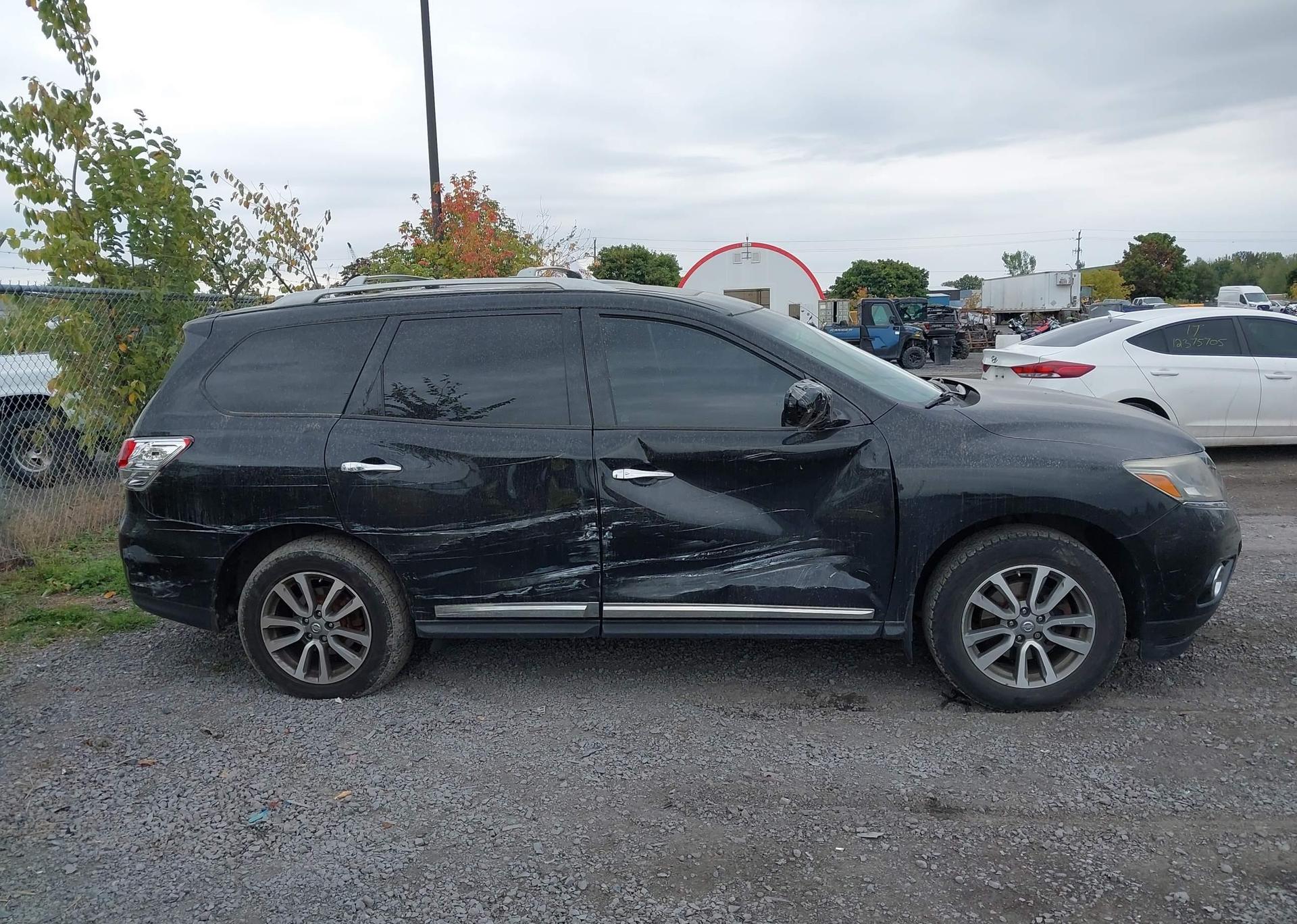 2015 NISSAN PATHFINDER PLATINUM