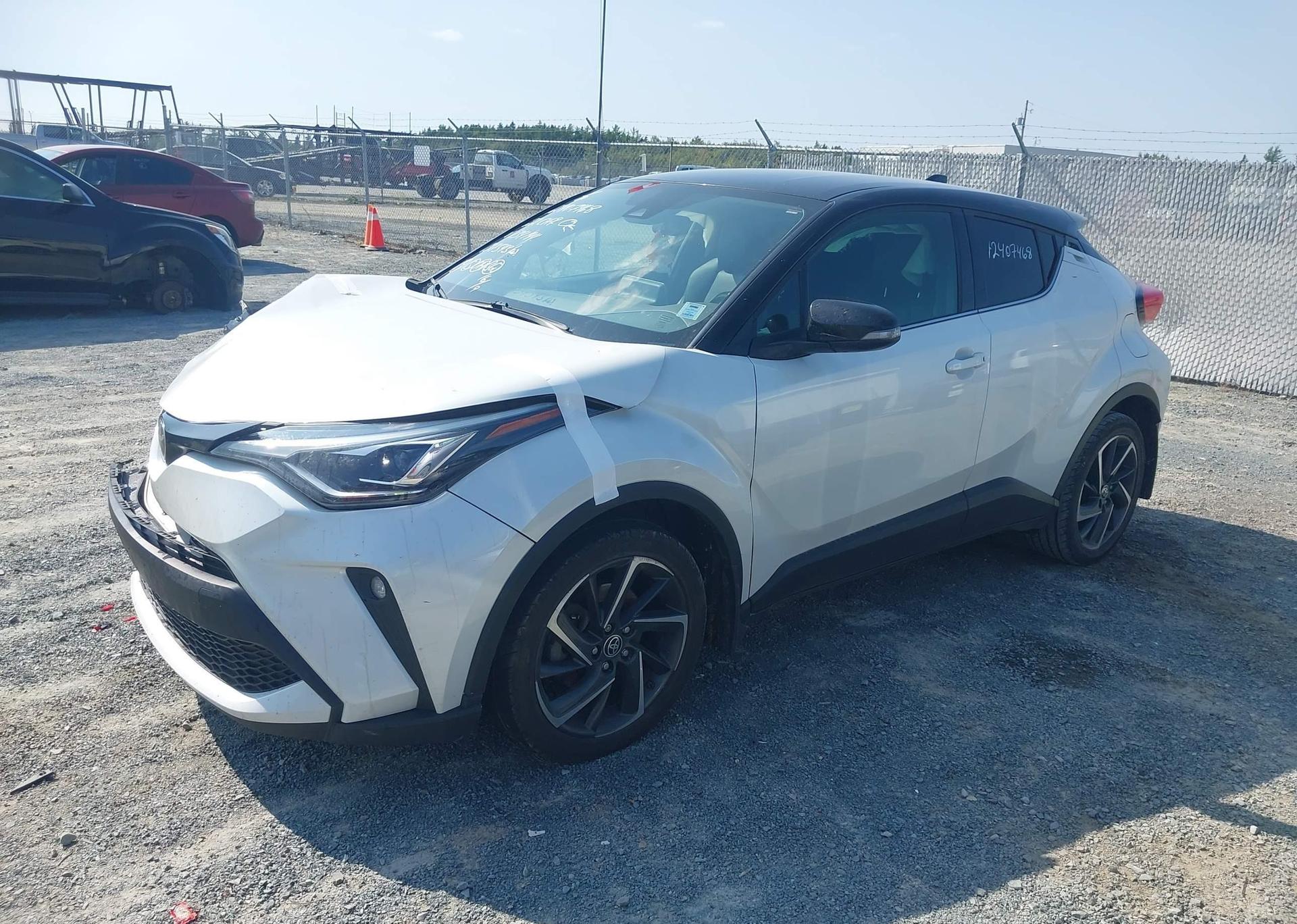 2022 TOYOTA C-HR LIMITED