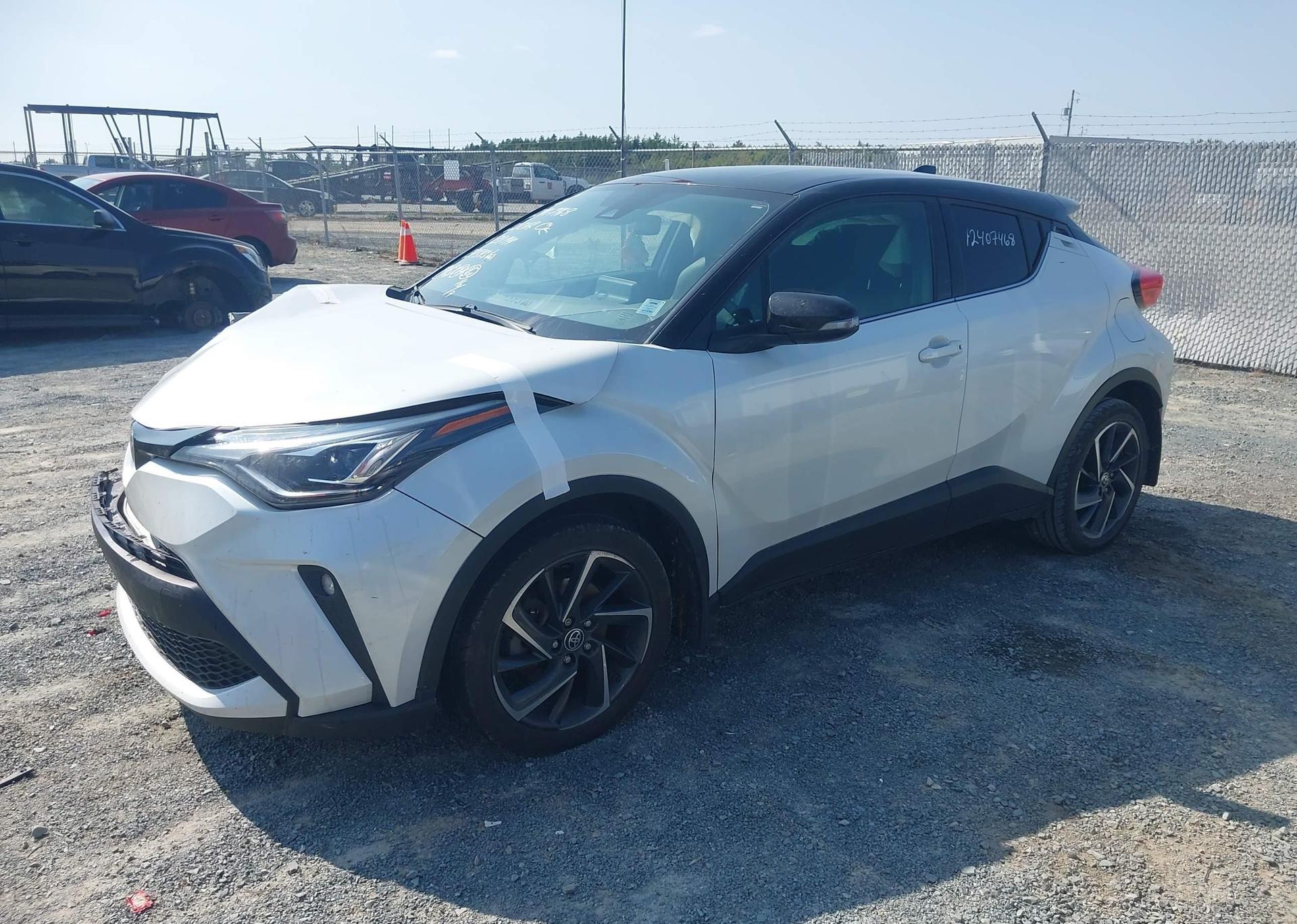 2022 TOYOTA C-HR LIMITED