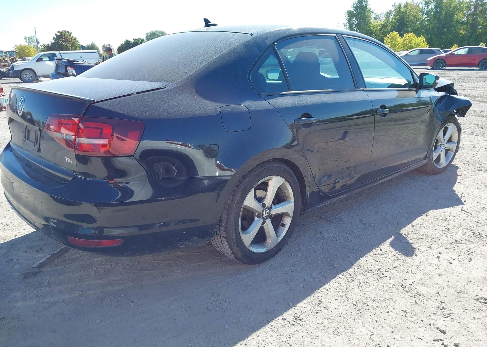 2016 VOLKSWAGEN JETTA SE