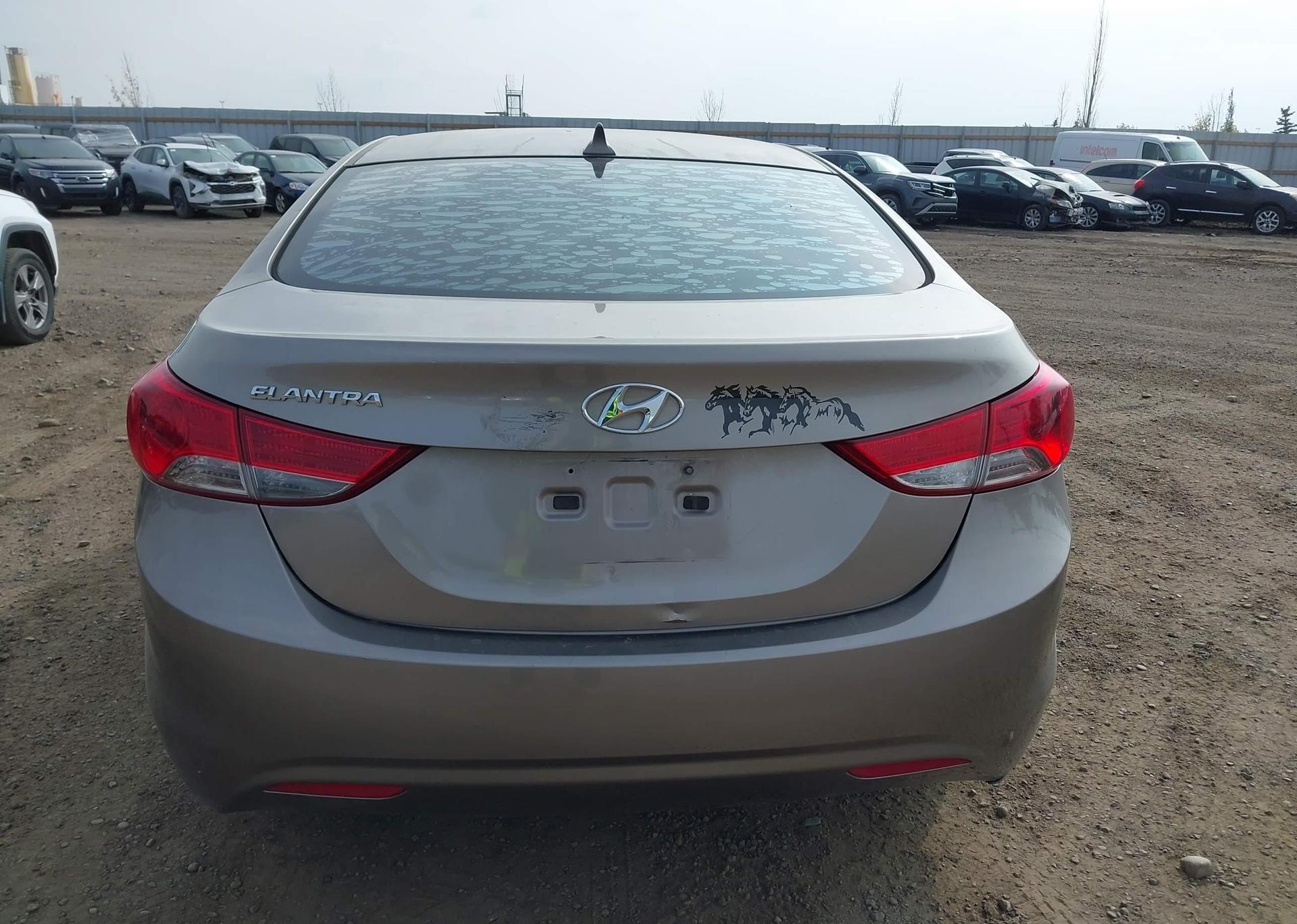 2012 HYUNDAI ELANTRA GLS