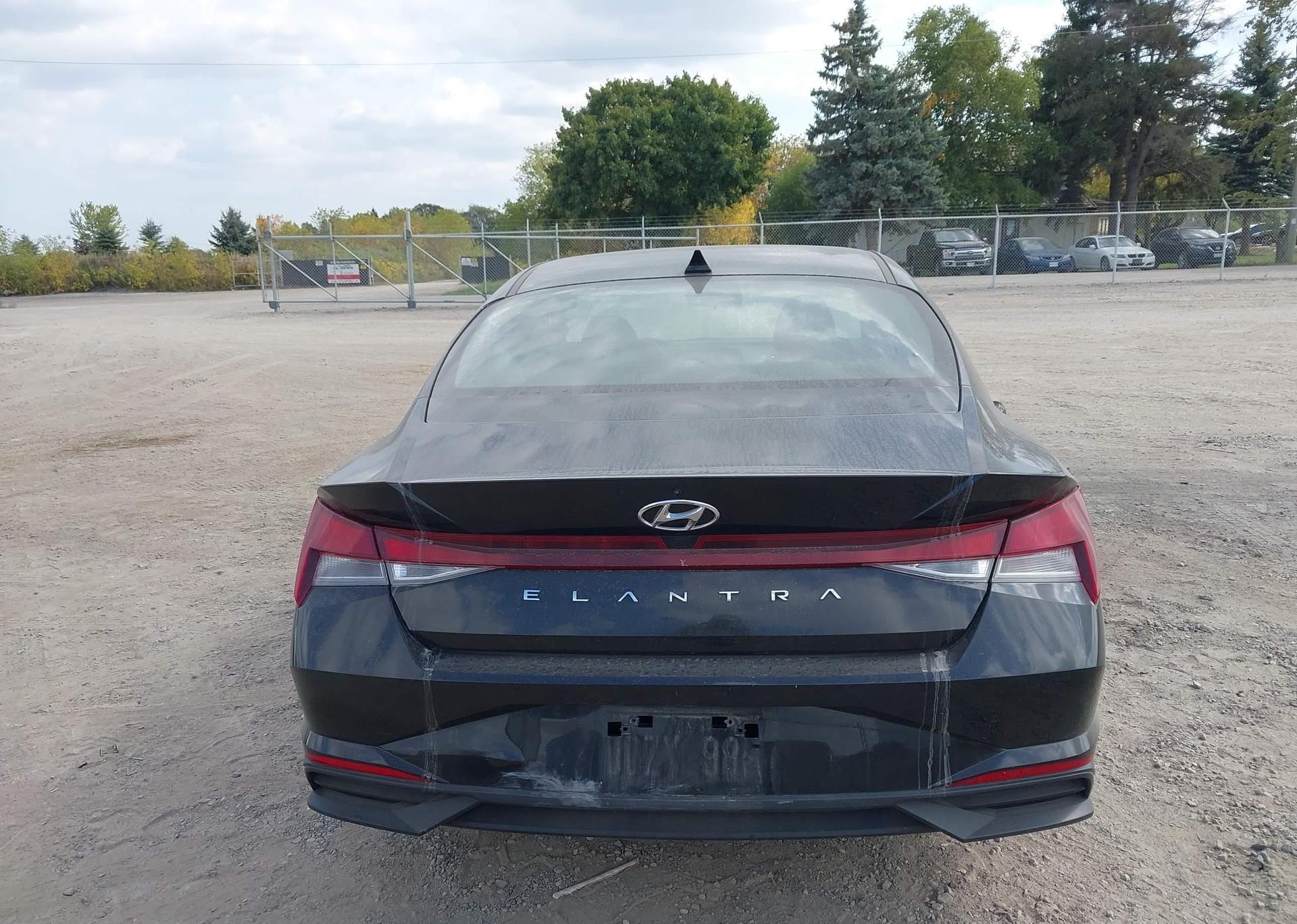 2022 HYUNDAI ELANTRA PREFERRED IVT