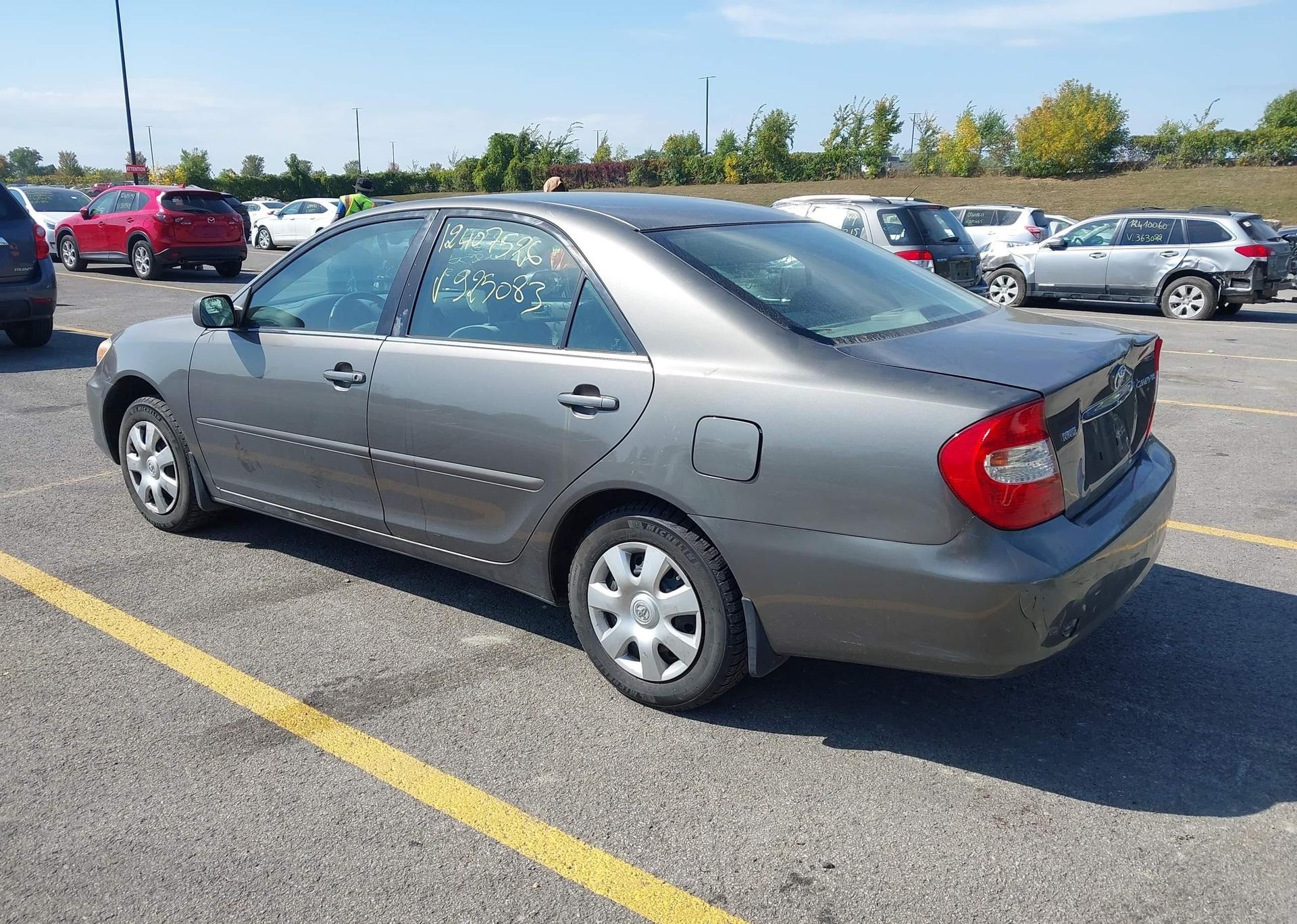 2004 TOYOTA CAMRY