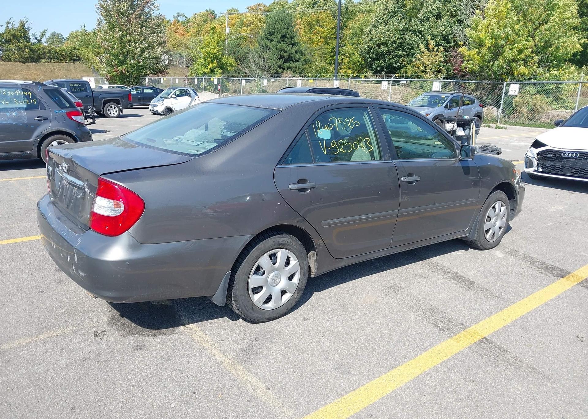 2004 TOYOTA CAMRY