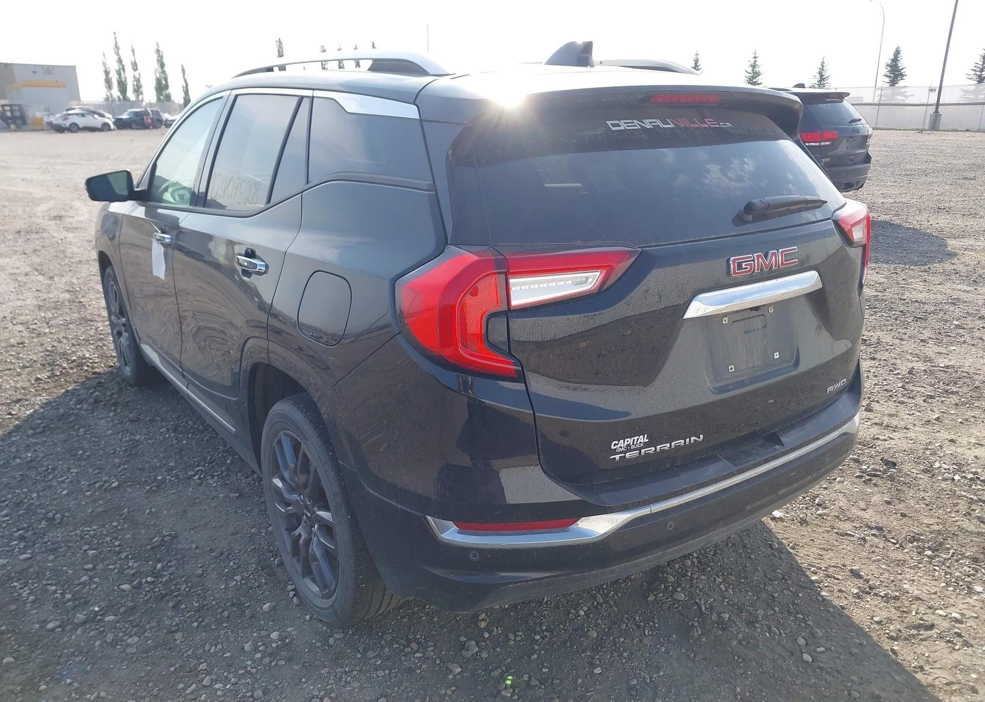 2024 GMC TERRAIN DENALI