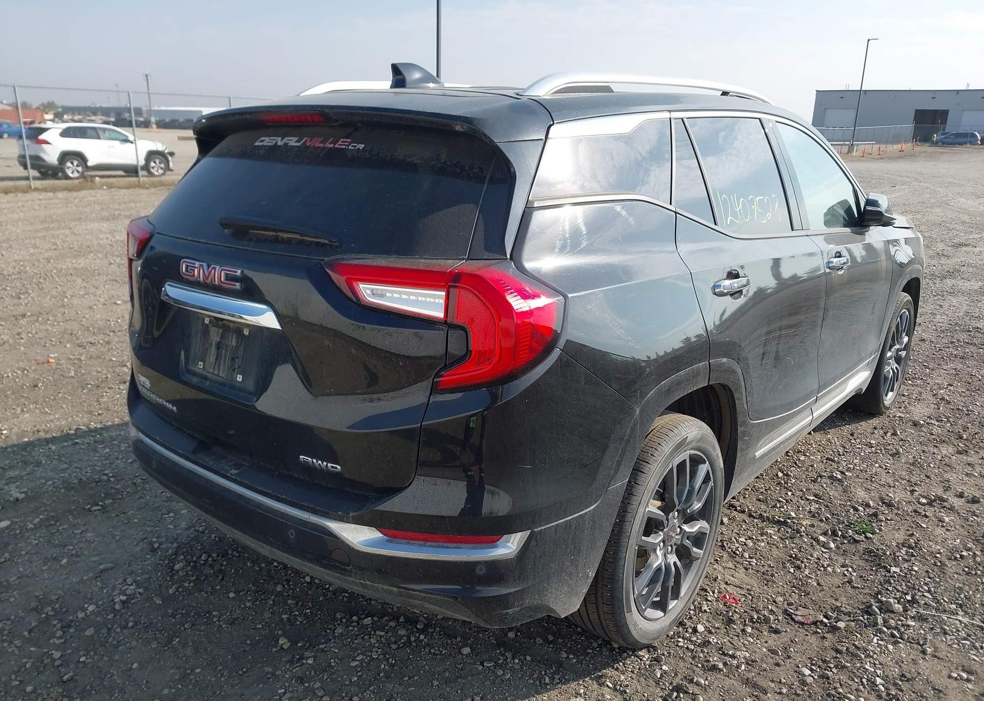 2024 GMC TERRAIN DENALI