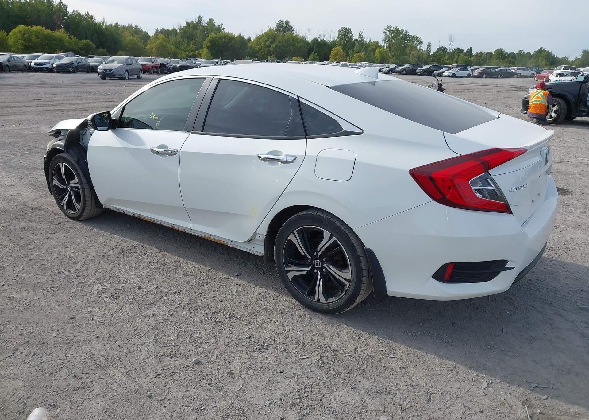2018 HONDA Civic touring