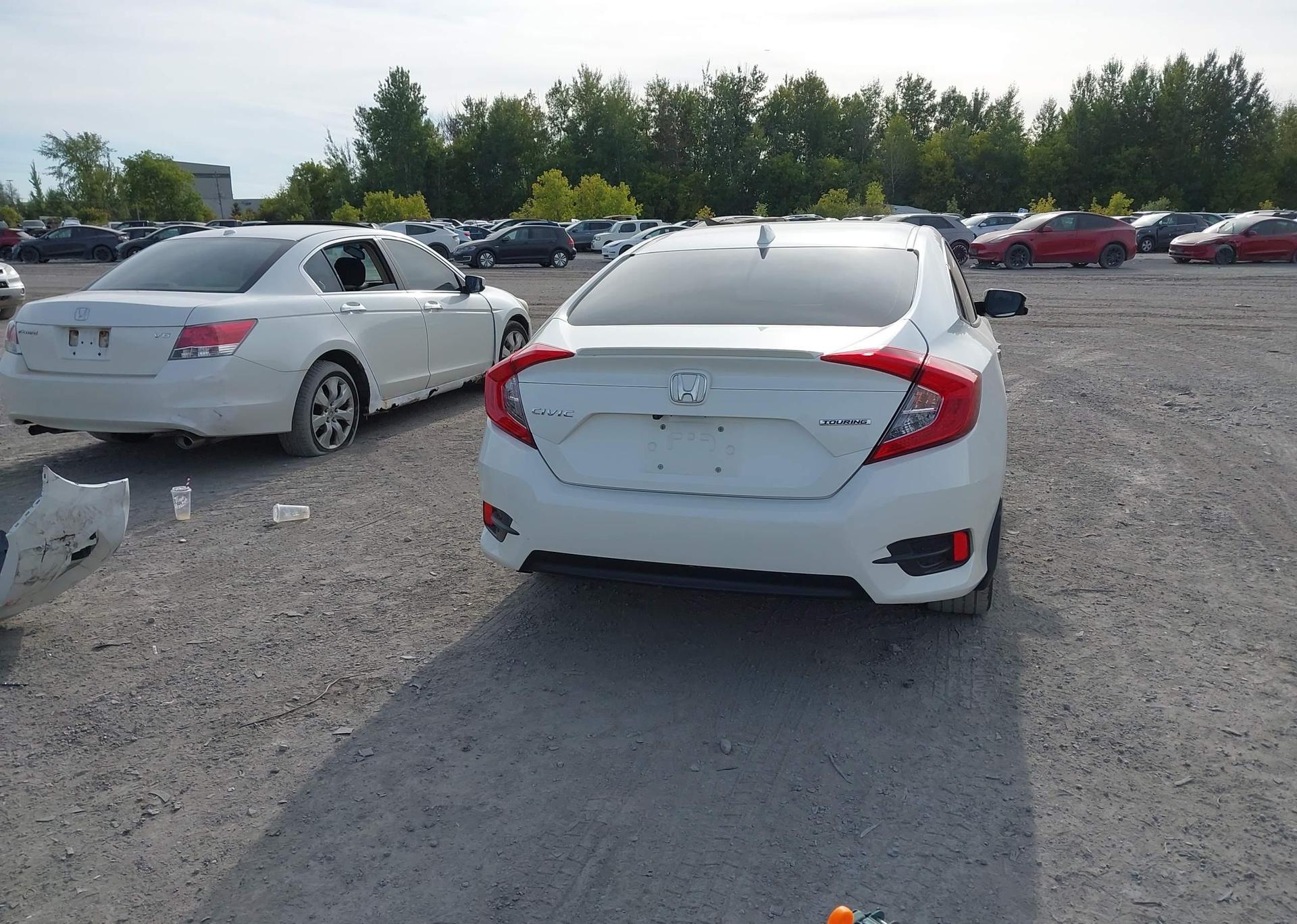 2018 HONDA Civic touring