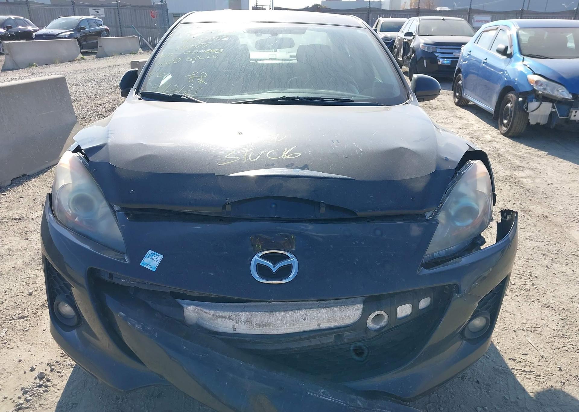 2013 MAZDA MAZDA3 GS-SKY