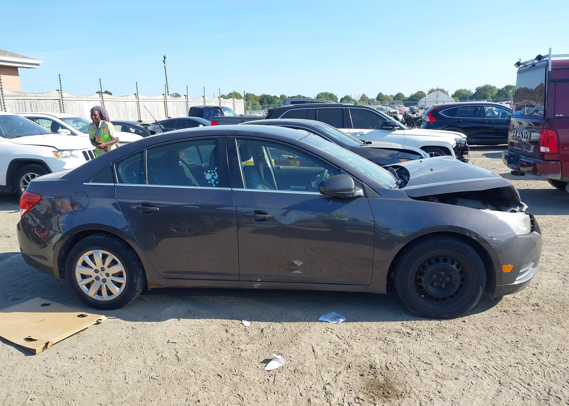 2011 CHEVROLET CRUZE LT