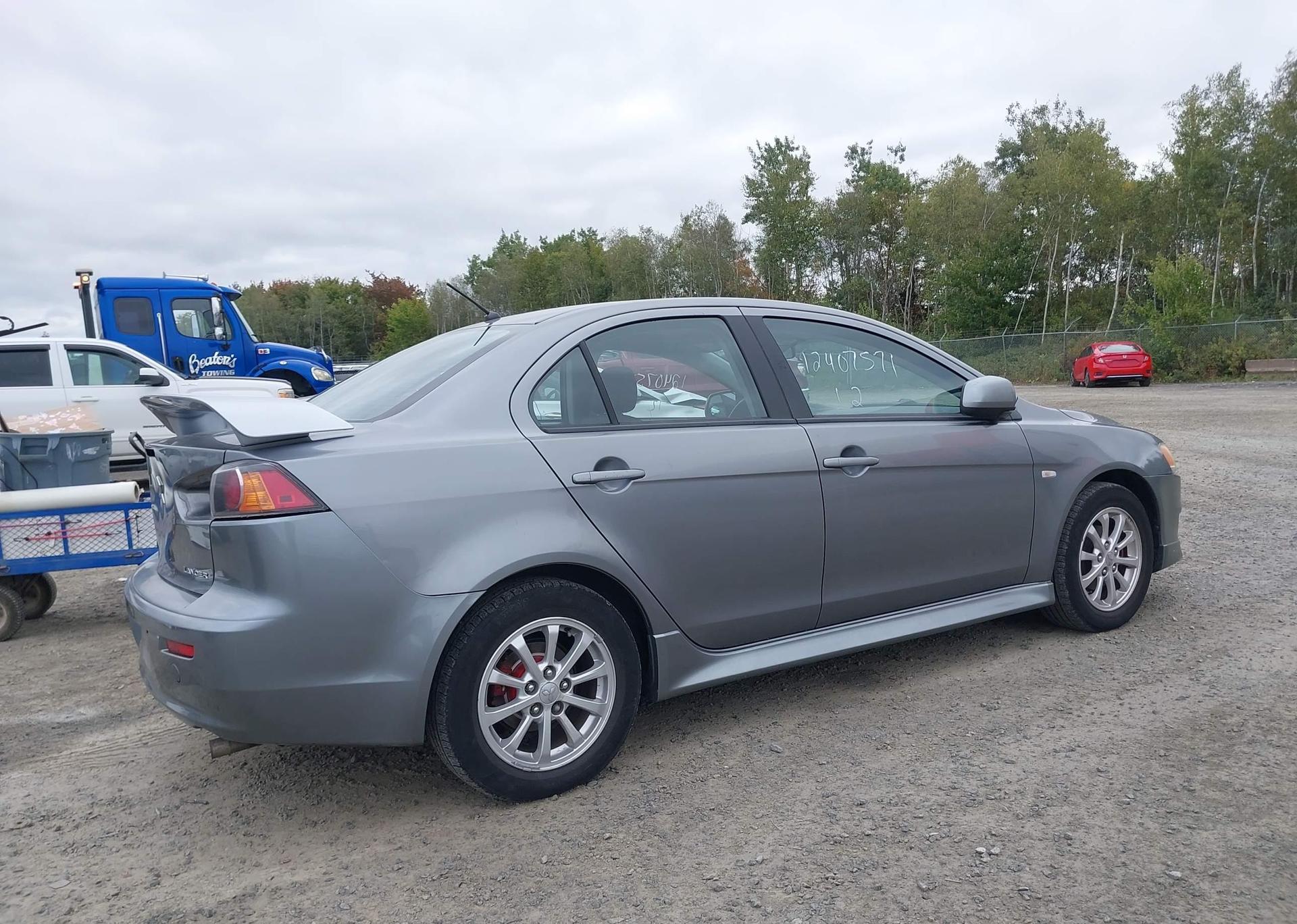 2012 MITSUBISHI lancer se