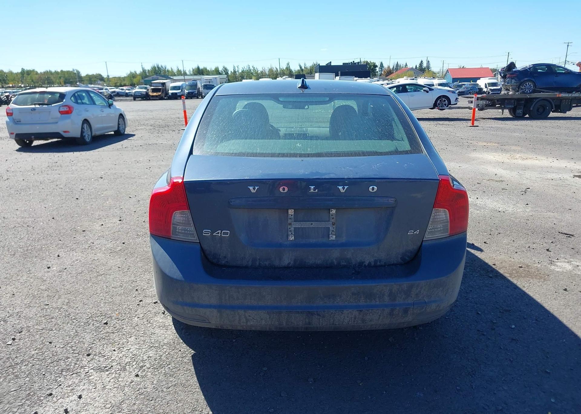 2010 VOLVO S40