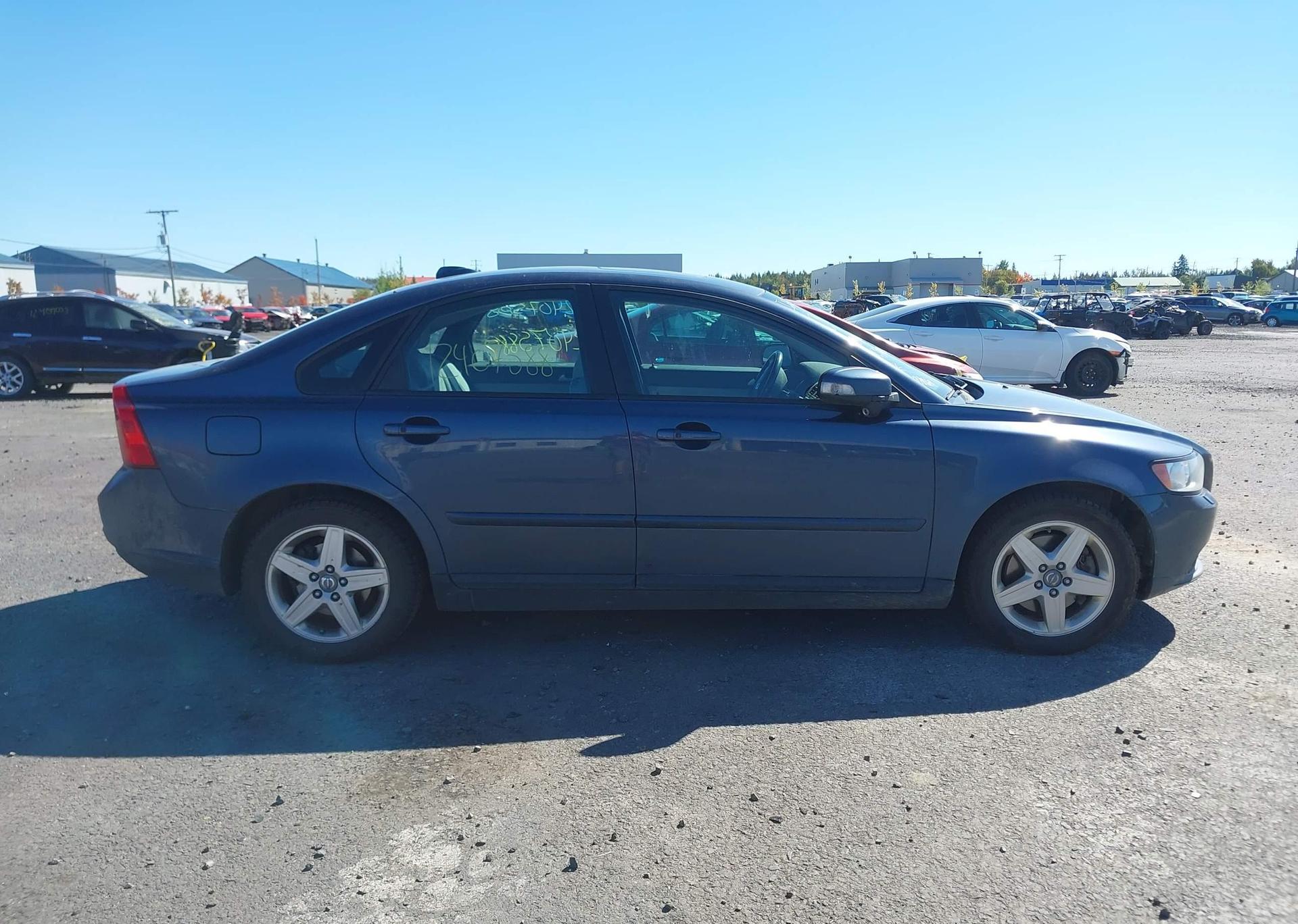 2010 VOLVO S40