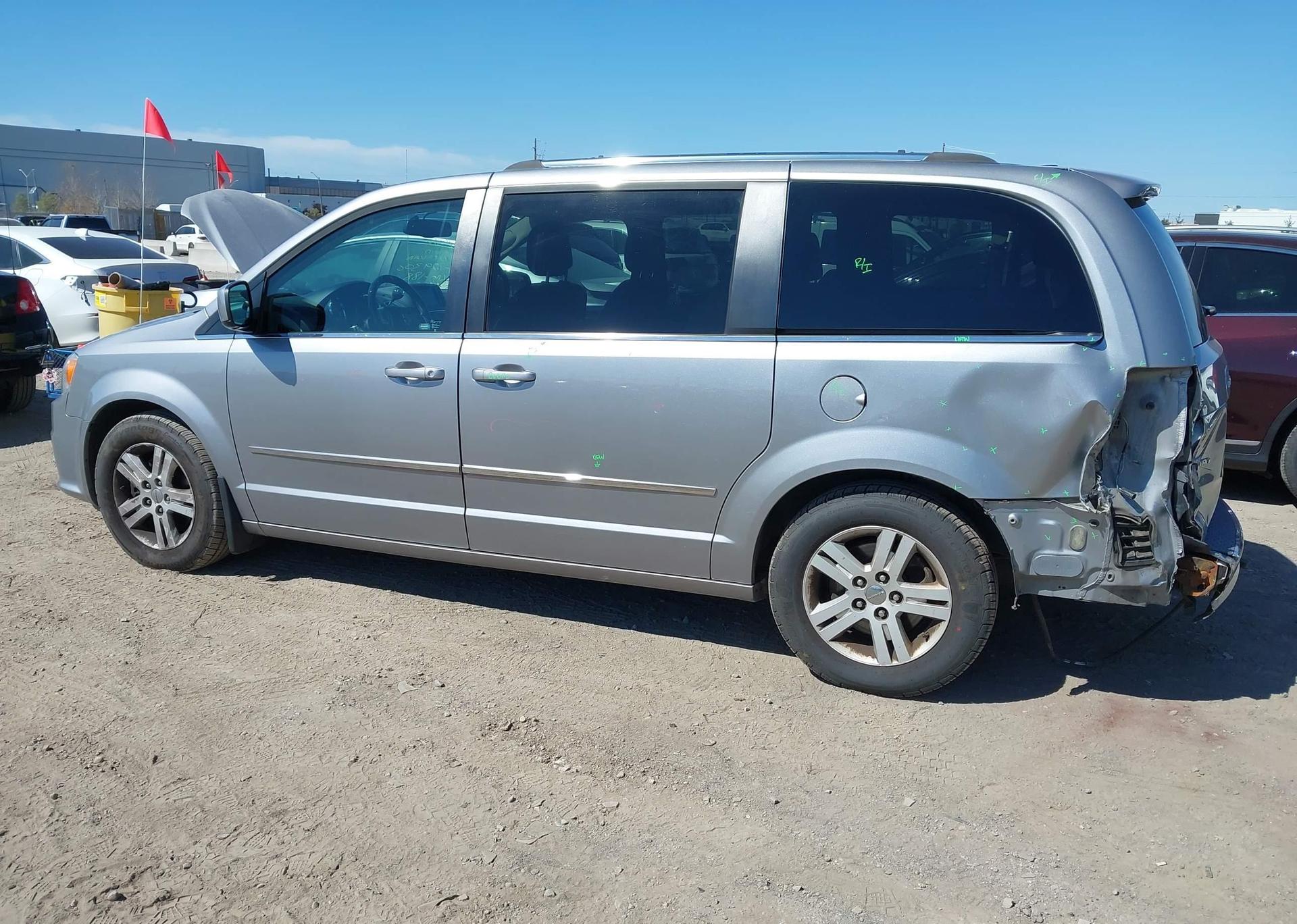 2015 DODGE GRAND CARAVAN CREW