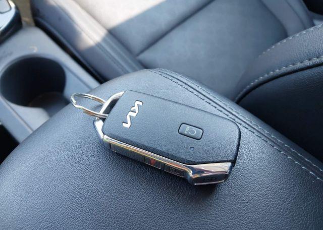 2023 KIA SELTOS EX