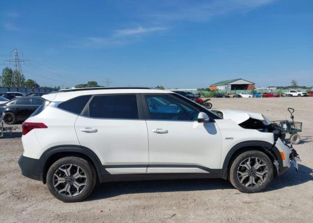 2023 KIA SELTOS EX