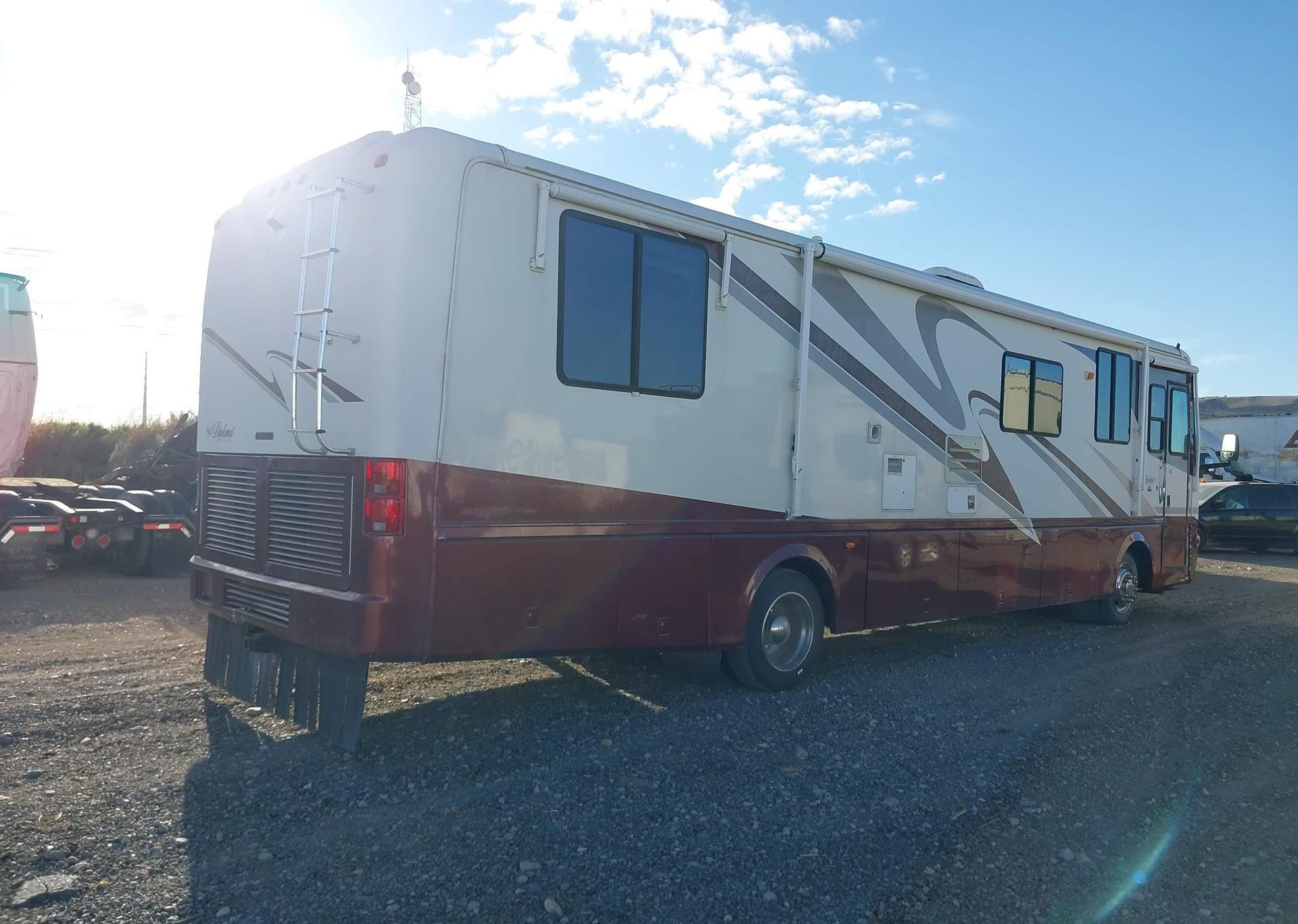 1999 ROADMASTER RAIL DYANASTER