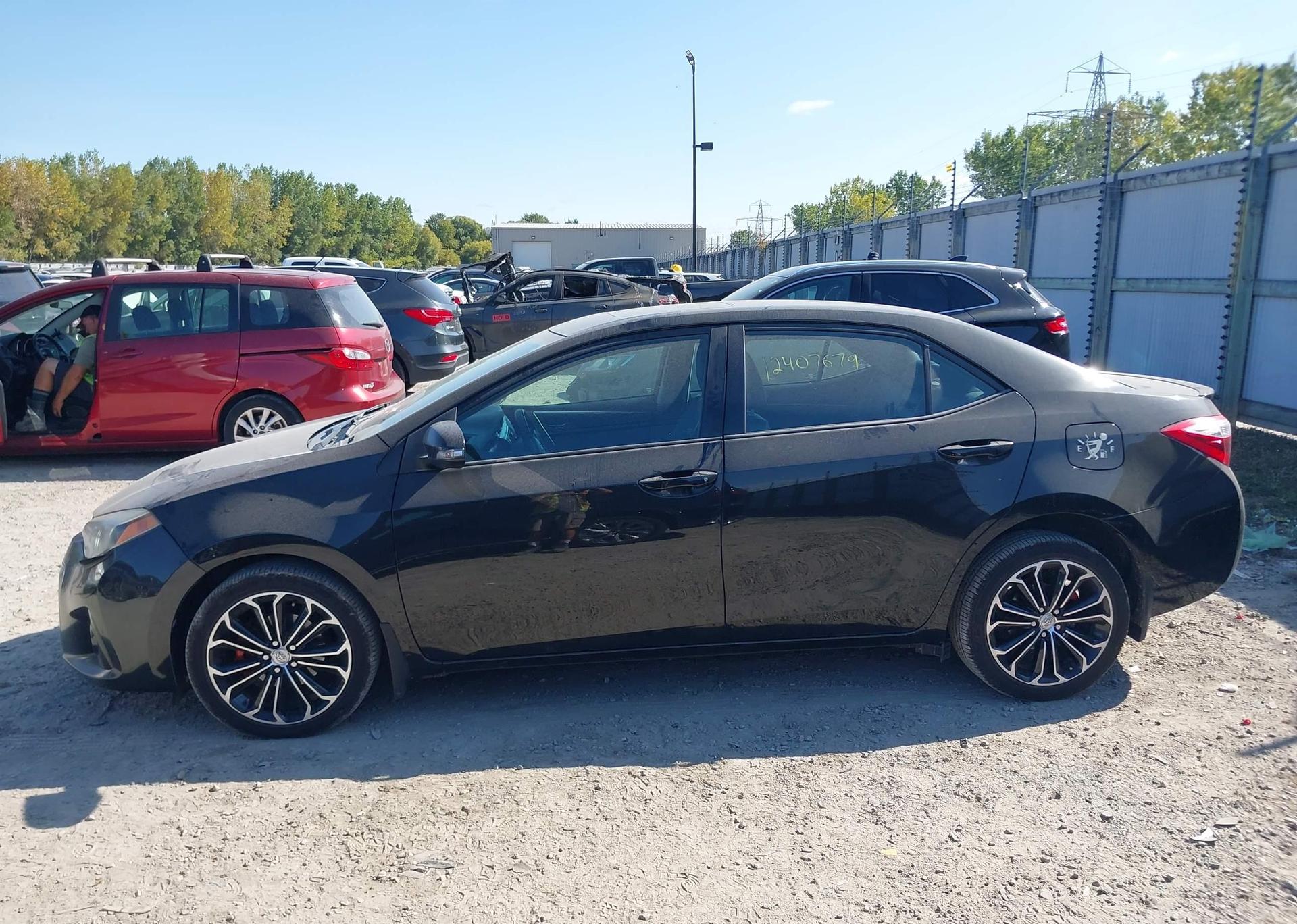 2015 TOYOTA COROLLA S