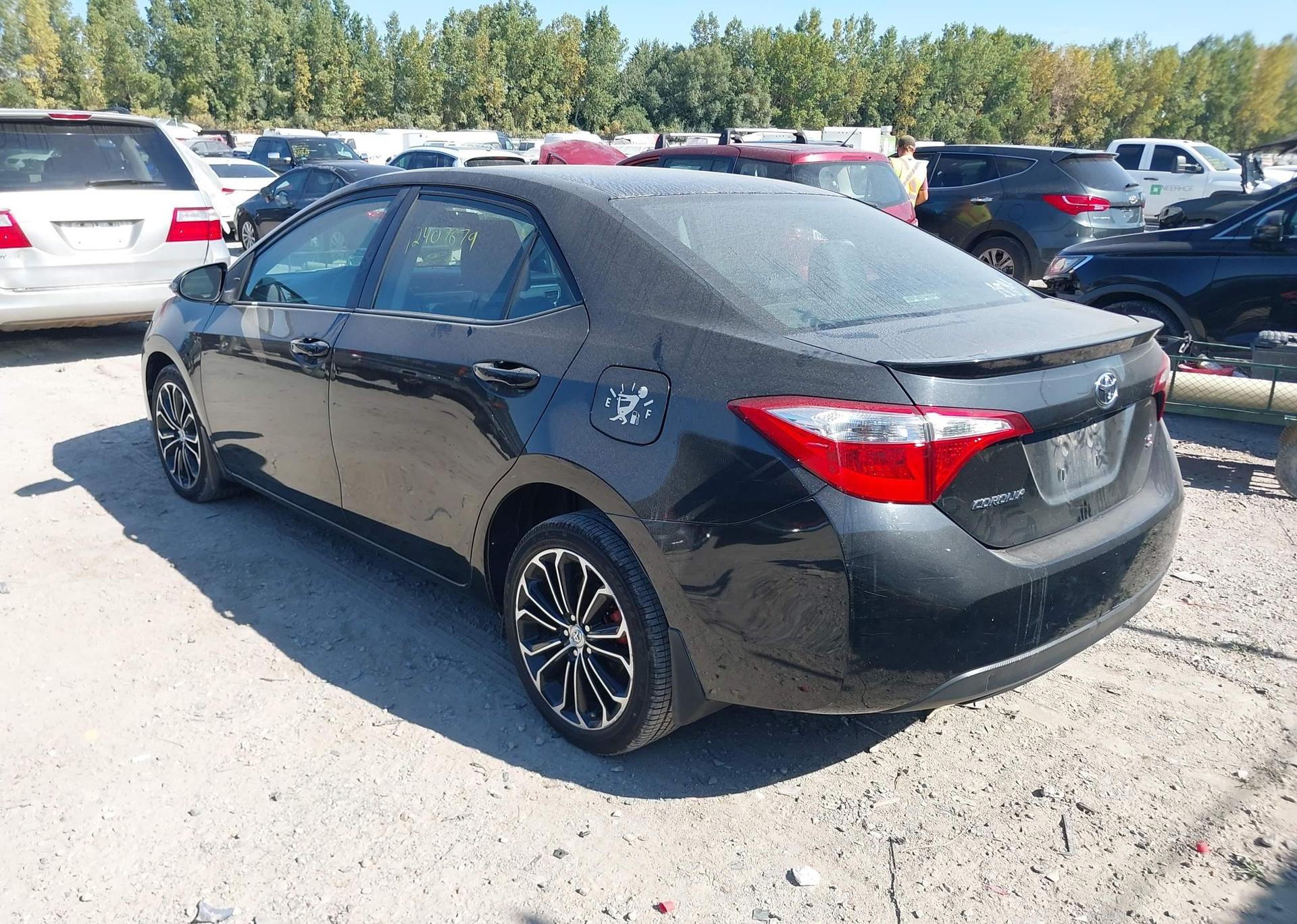 2015 TOYOTA COROLLA S