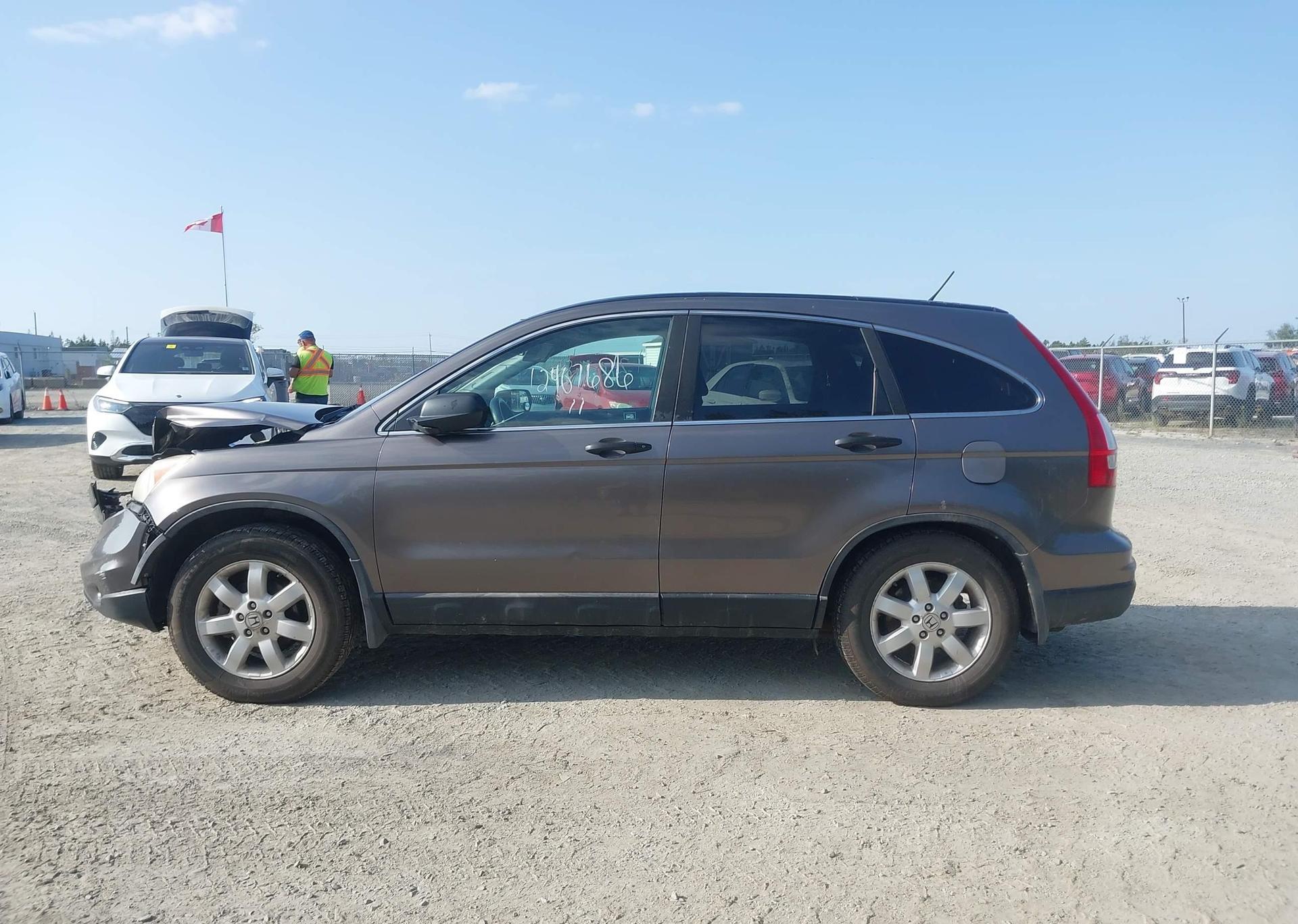 2011 HONDA CR-V LX