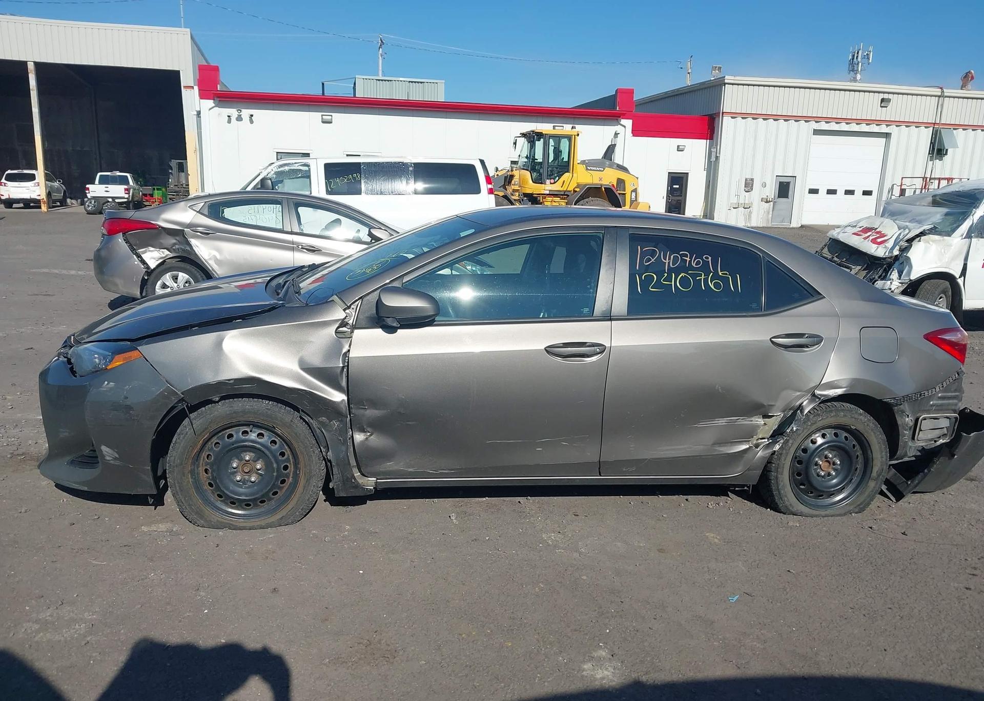 2017 TOYOTA COROLLA L