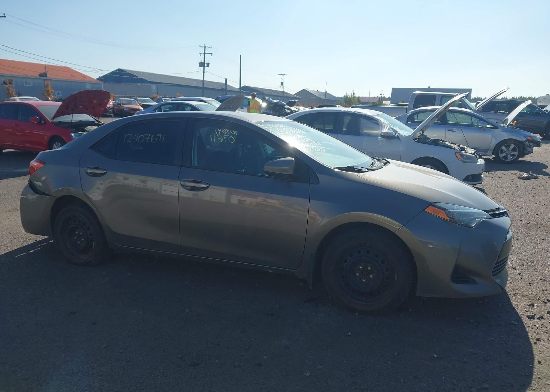 2017 TOYOTA COROLLA L