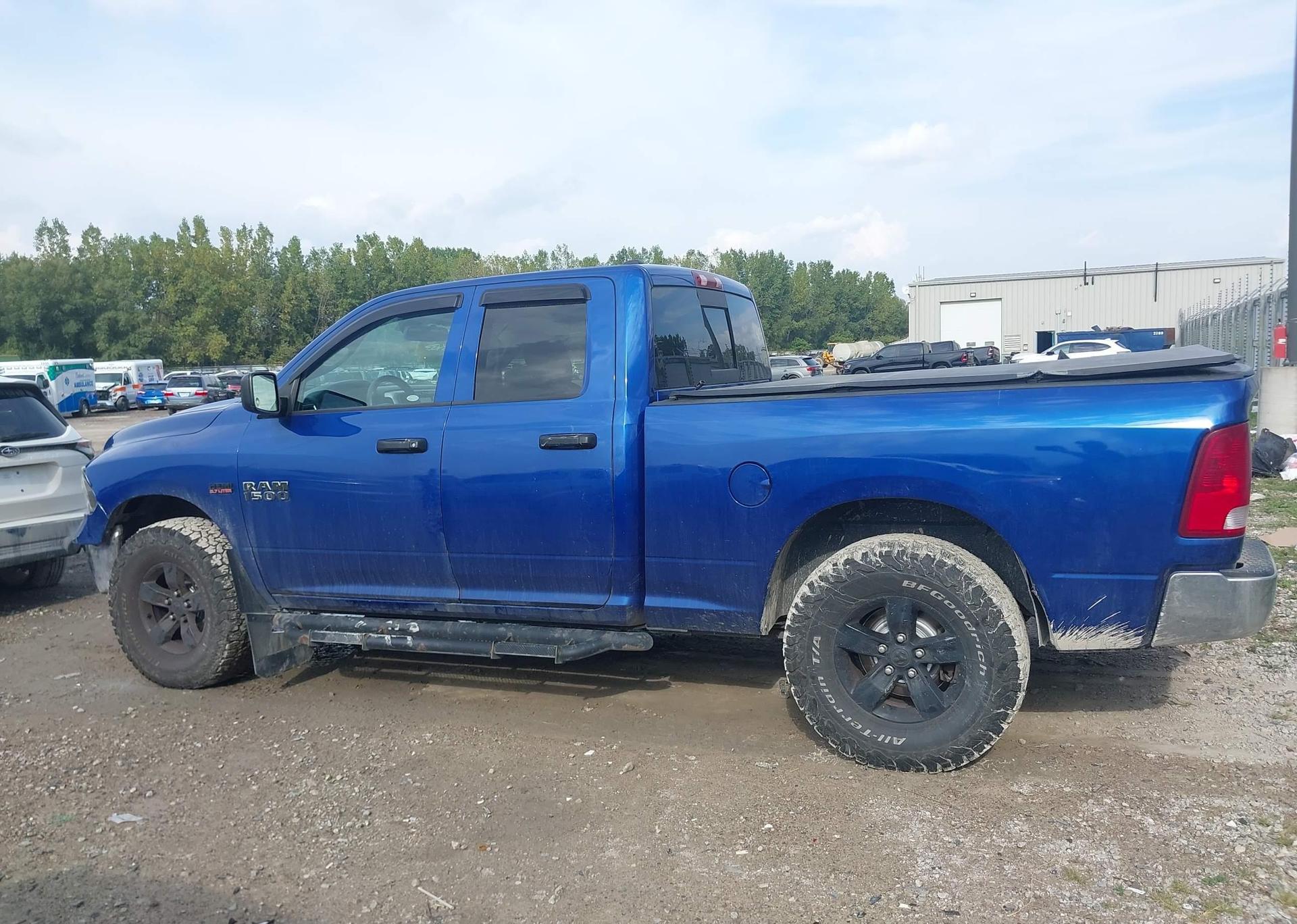 2016 RAM 1500 SLT
