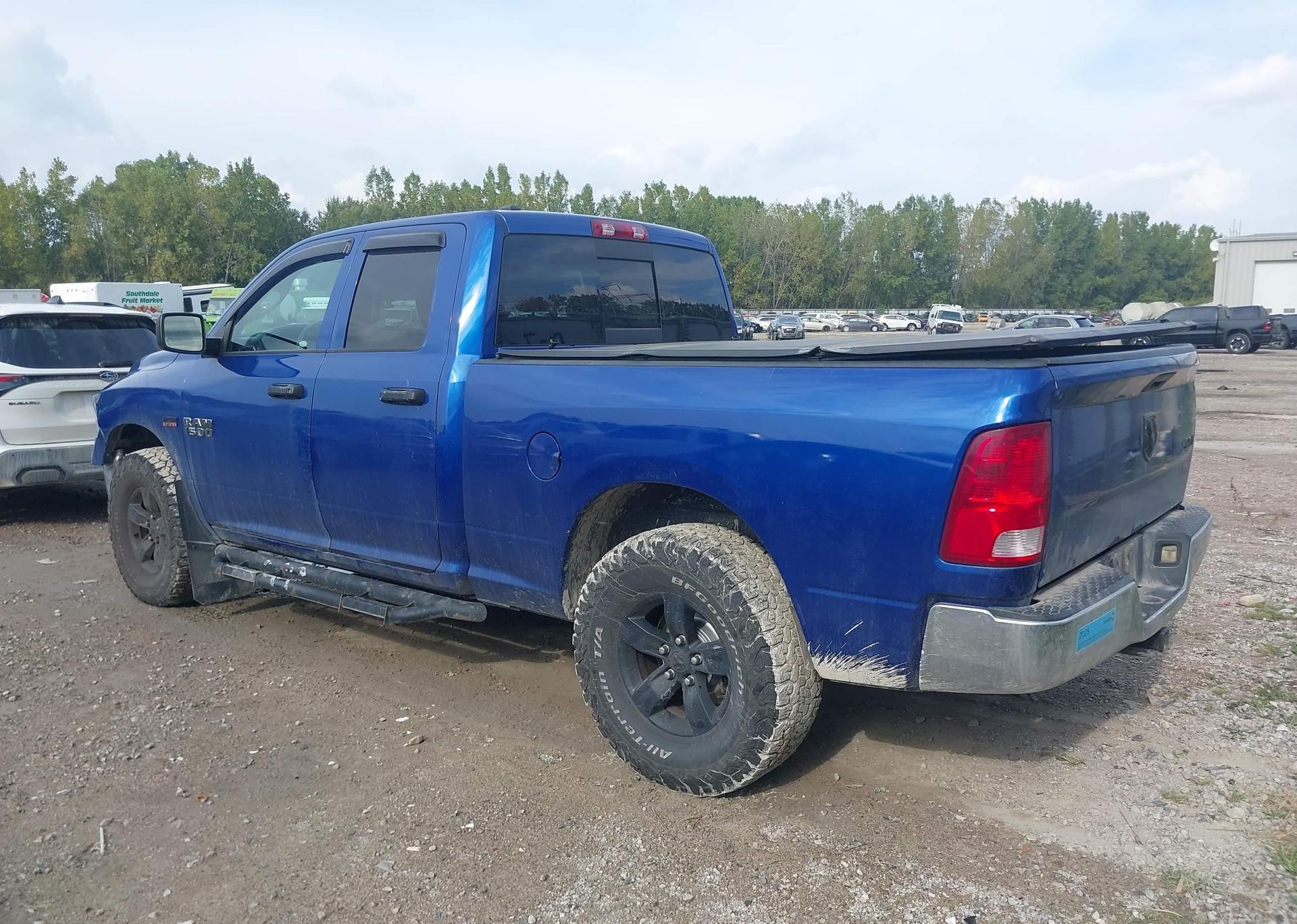 2016 RAM 1500 SLT