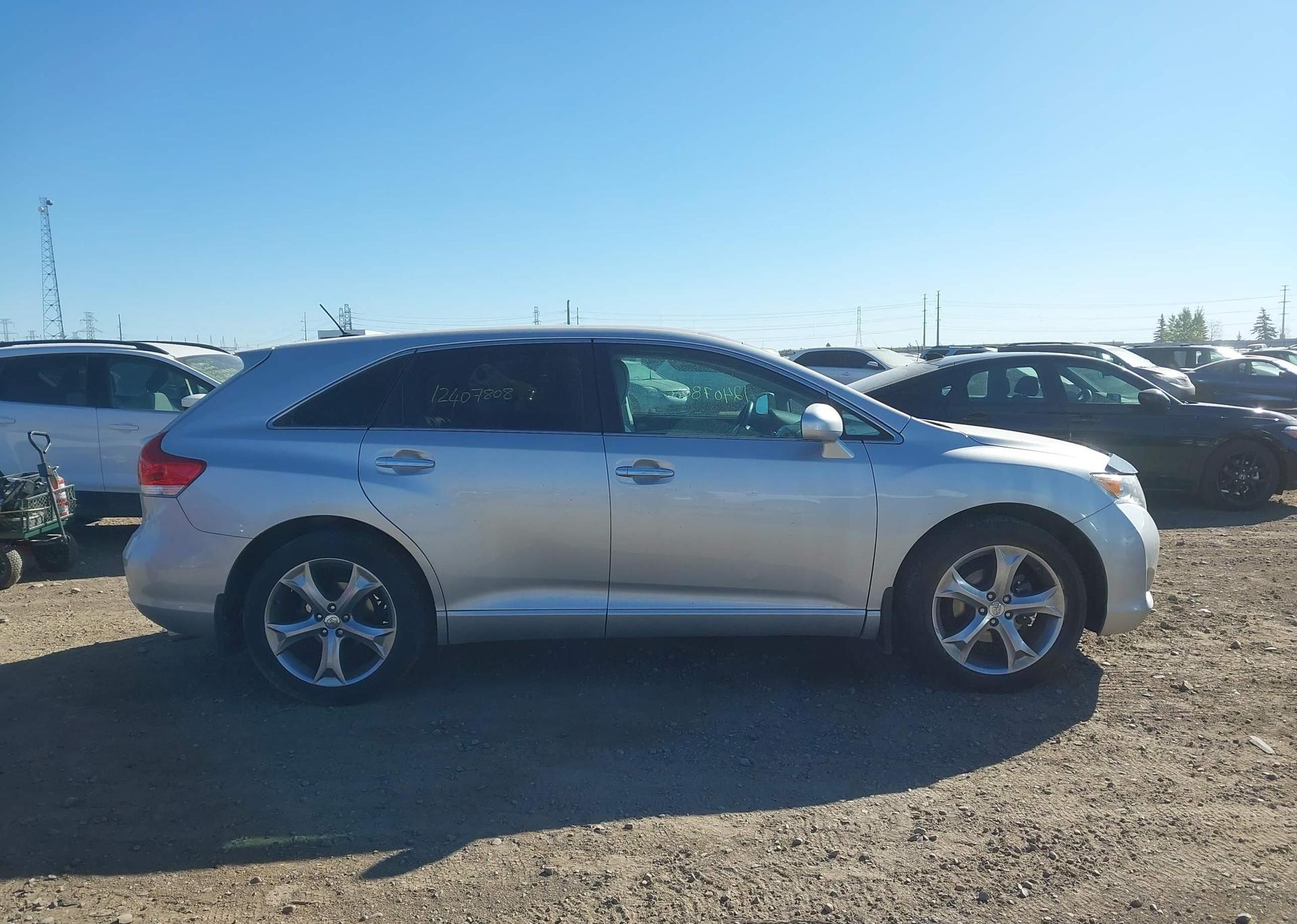 2012 TOYOTA VENZA BASE V6