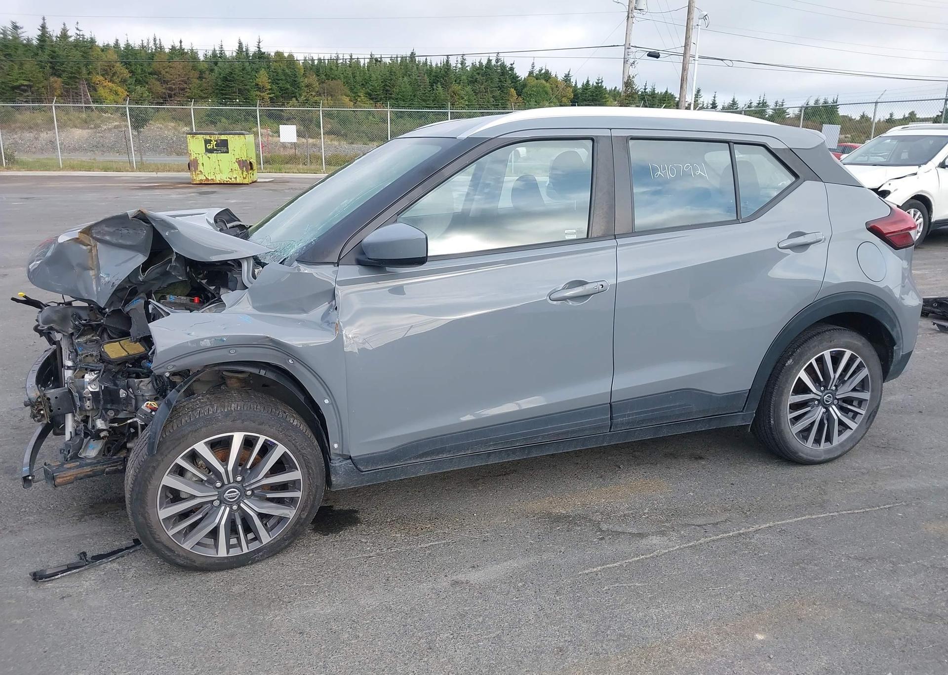 2021 NISSAN KICKS SV