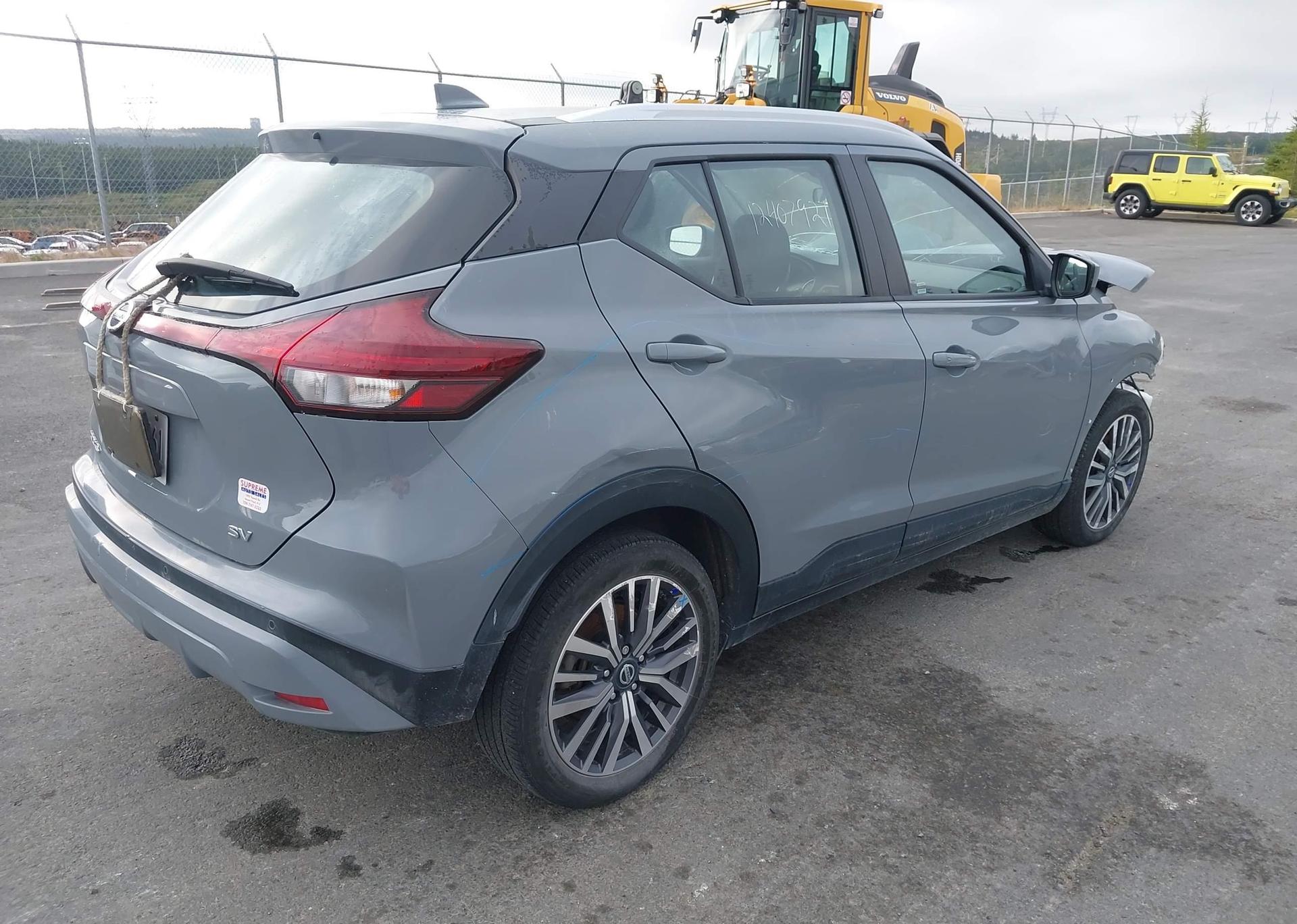 2021 NISSAN KICKS SV