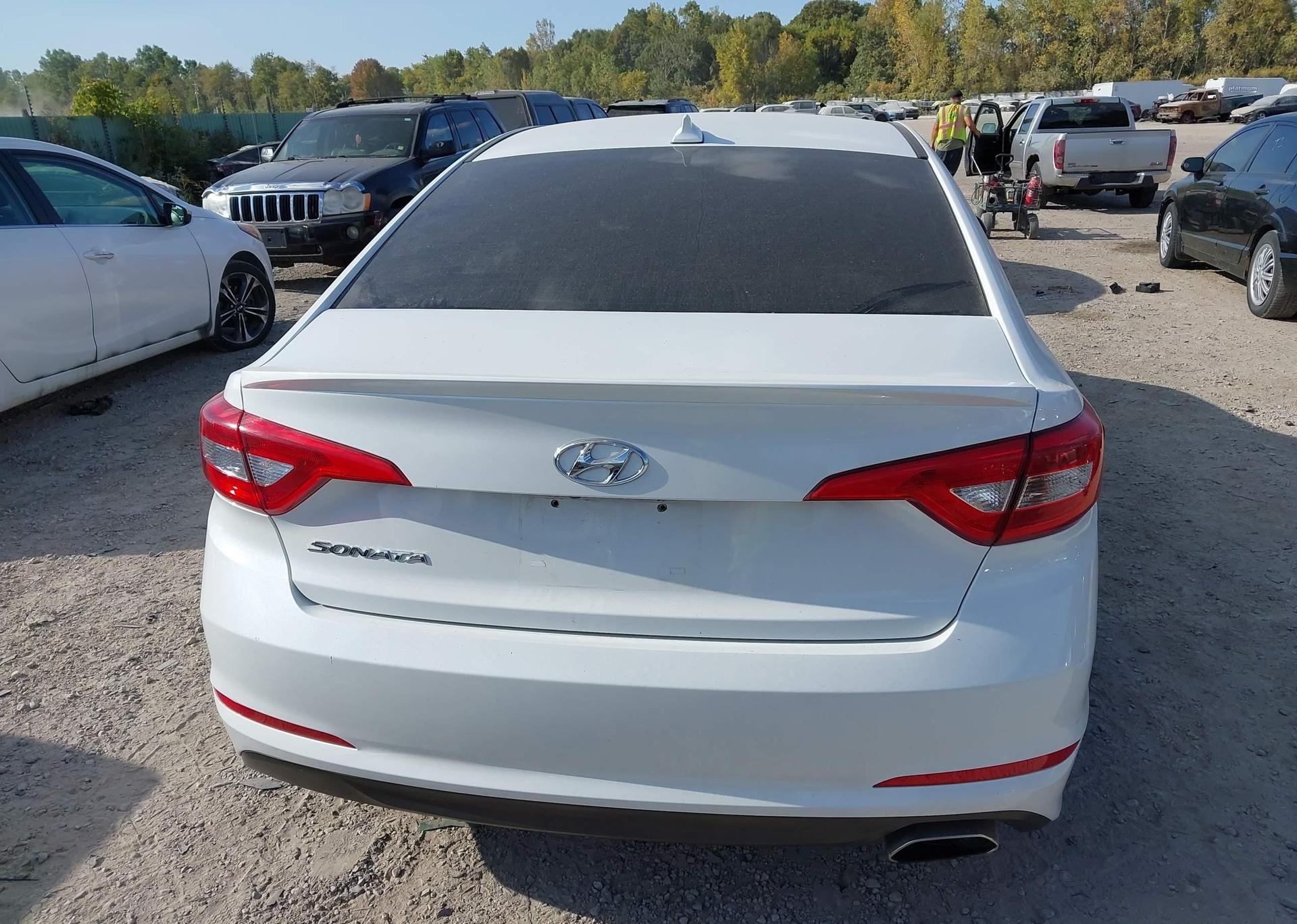 2017 HYUNDAI SONATA GL