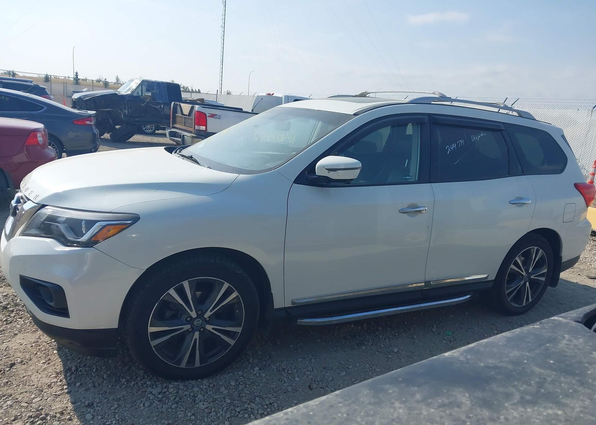 2018 NISSAN PATHFINDER S