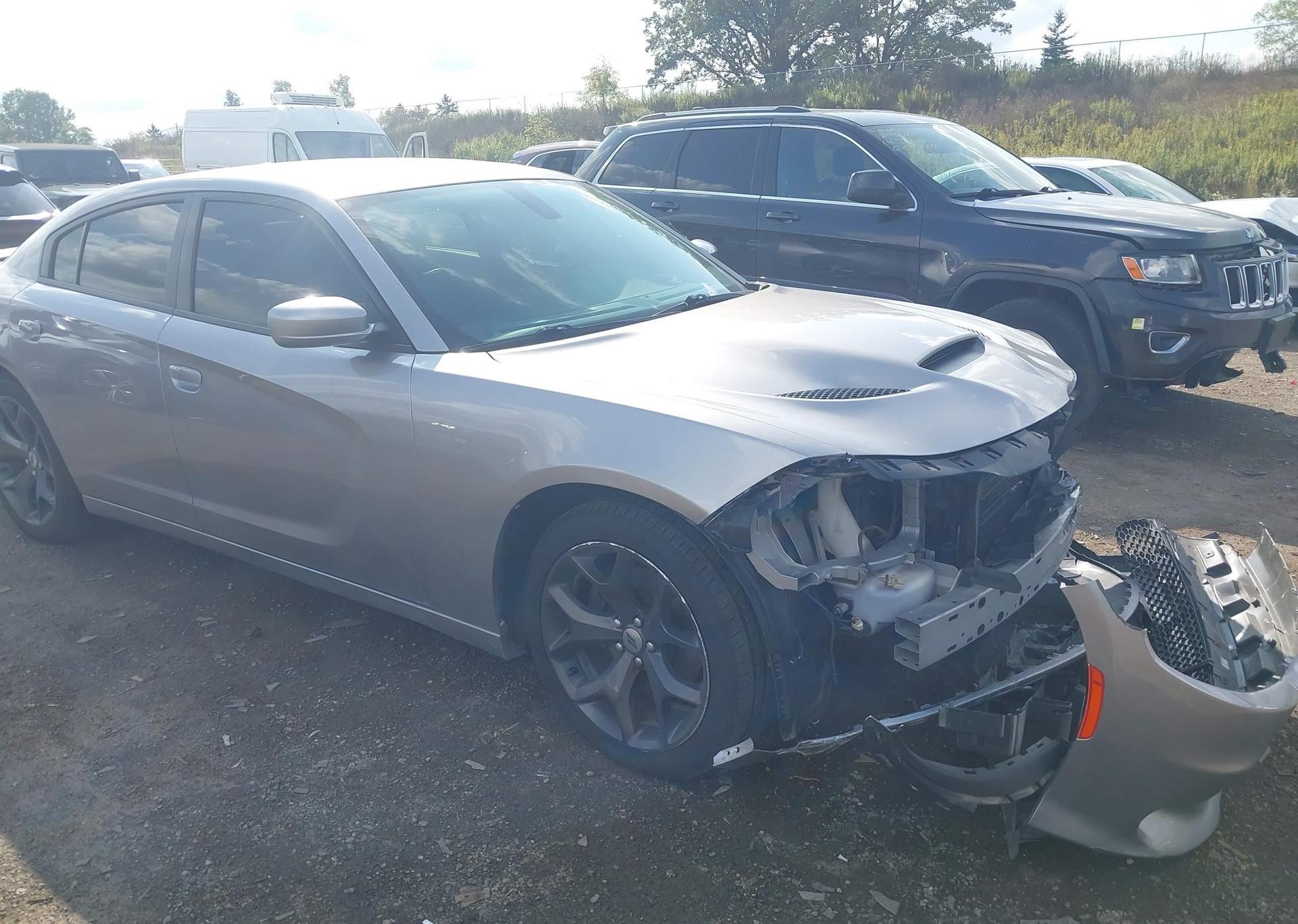 2017 DODGE CHARGER R