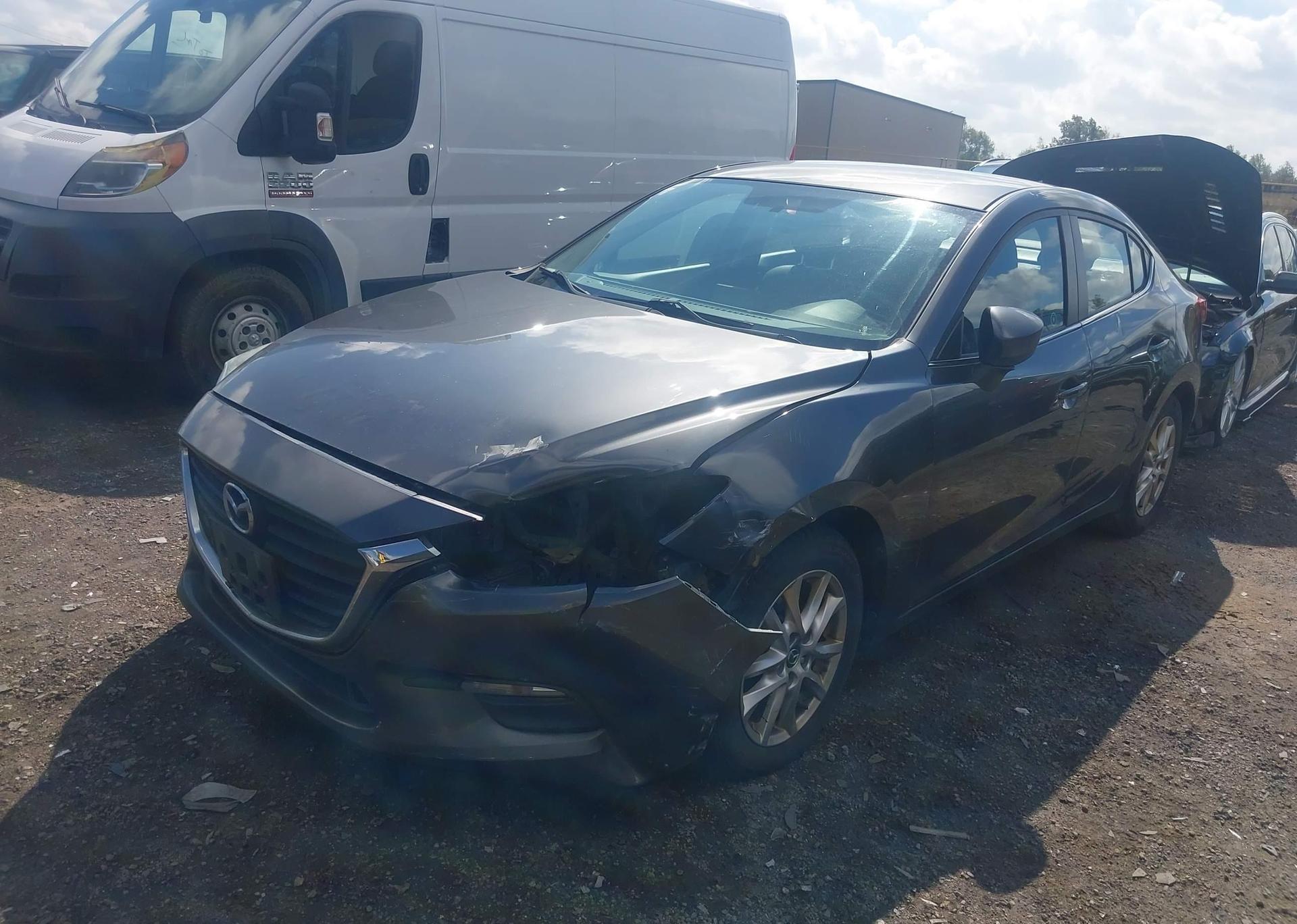 2017 MAZDA MAZDA3
