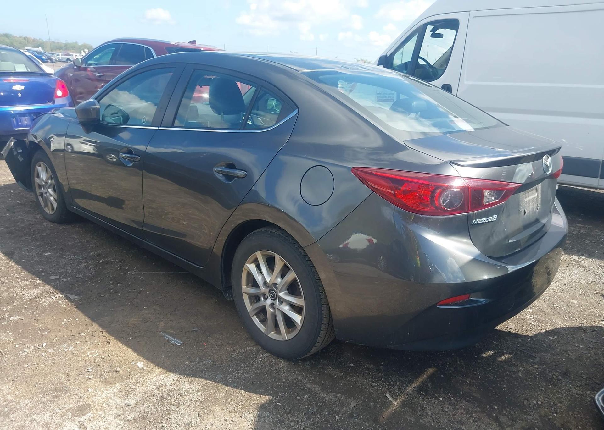 2017 MAZDA MAZDA3